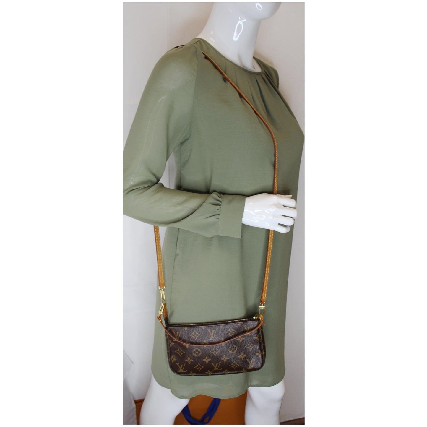 LOUIS VUITTON Mini Pochette Monogram Canvas Accessories Pouch Brown