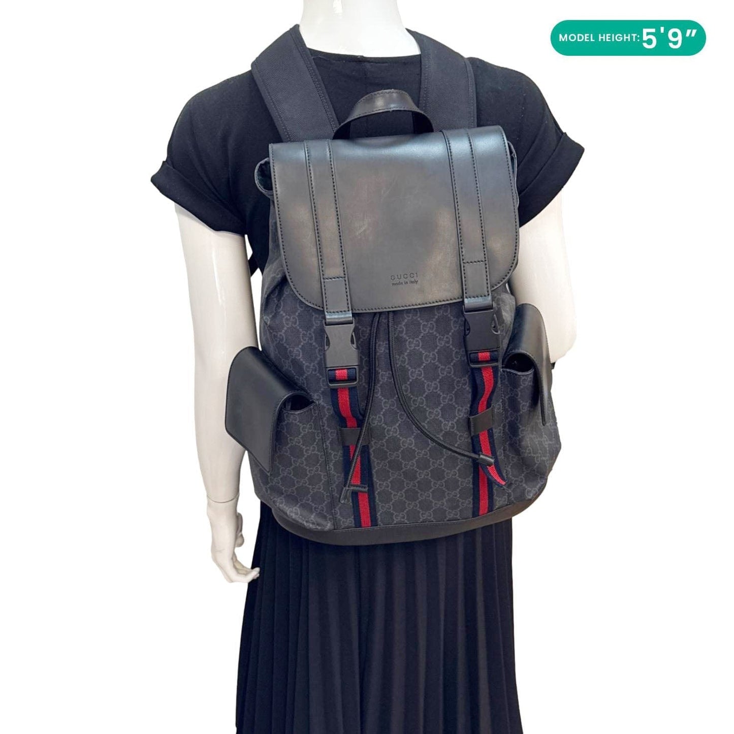 GUCCI GG Supreme Canvas Backpack Black 495563