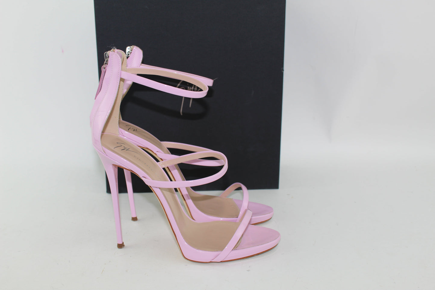 GIUSEPPE ZANOTTI HARMONY SIZE 40.5