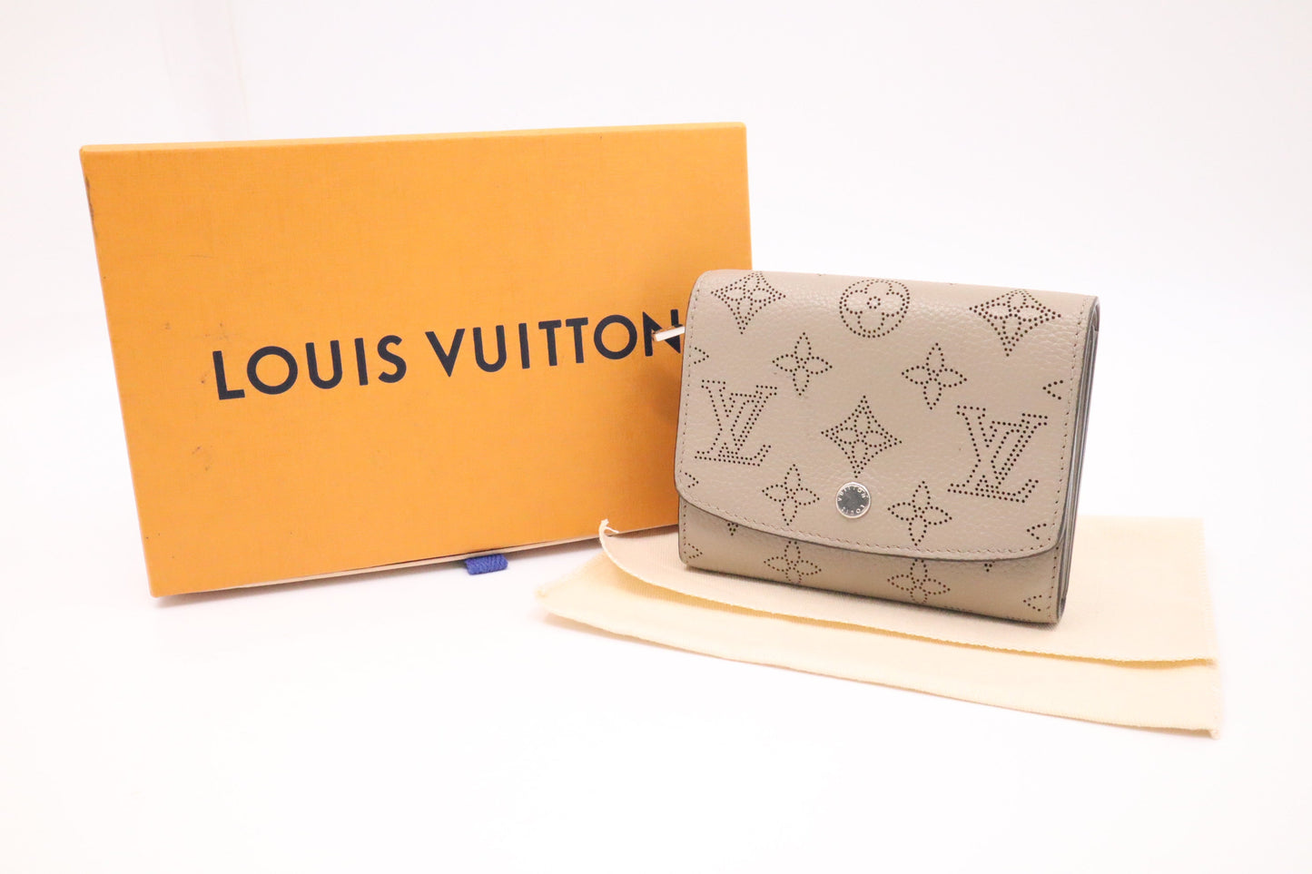 Louis Vuitton Iris Compact Wallet in Galet Mahina Leather