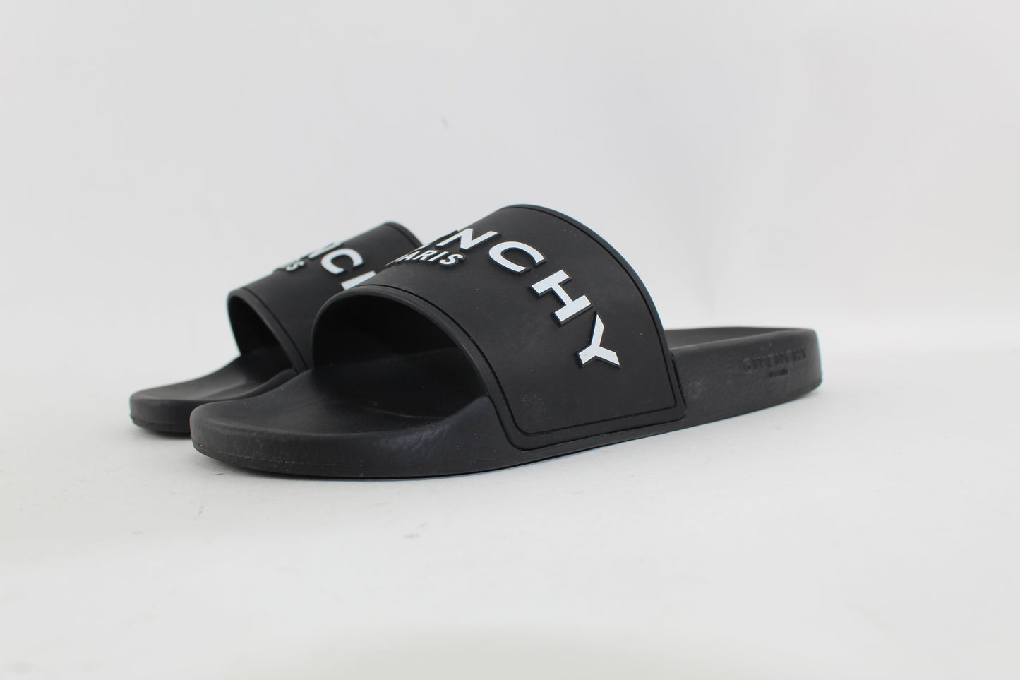 GIVENCHY SLIDES SIZE 39