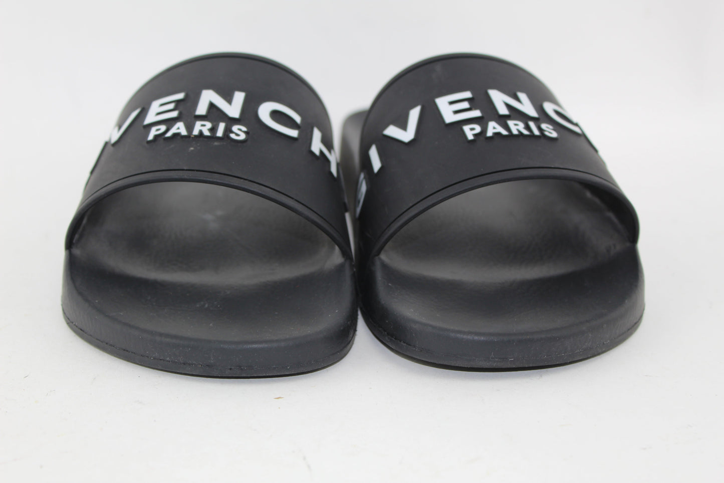 GIVENCHY SLIDES SIZE 39