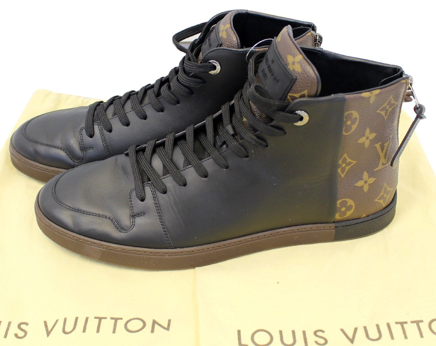 LOUIS VUITTON Monogram Line up Sneakers Size 10