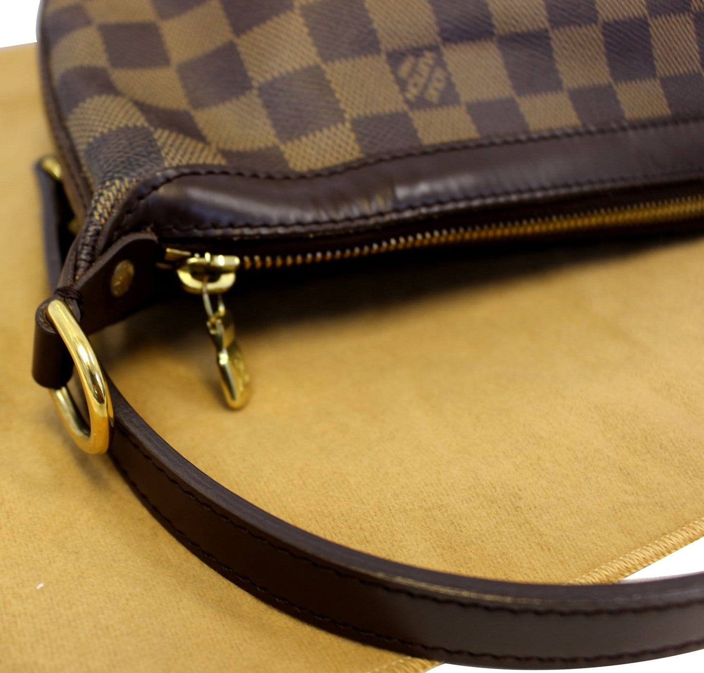 LOUIS VUITTON Damier Ebene Irovo MM Shoulder Bag