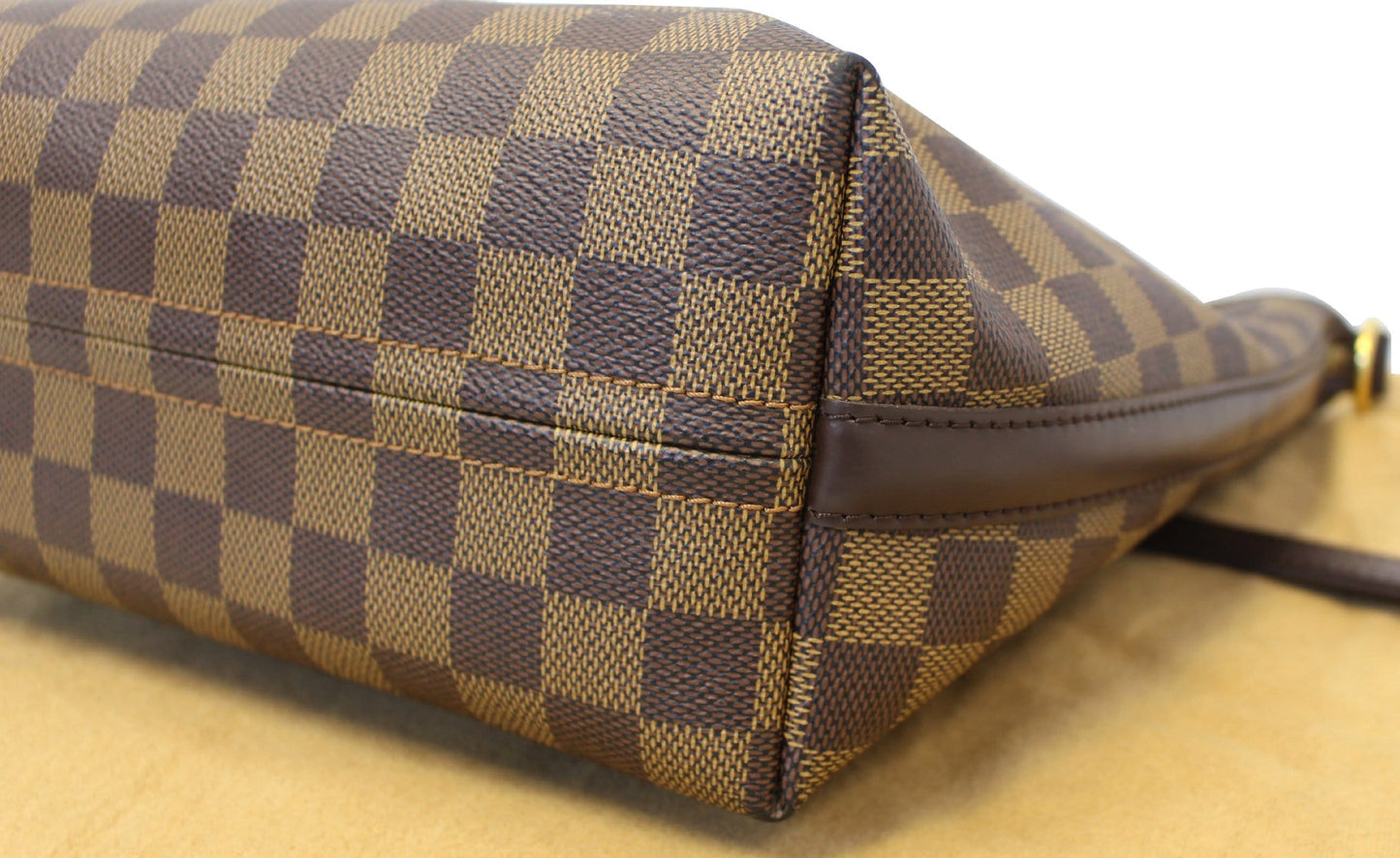 LOUIS VUITTON Damier Ebene Irovo MM Shoulder Bag