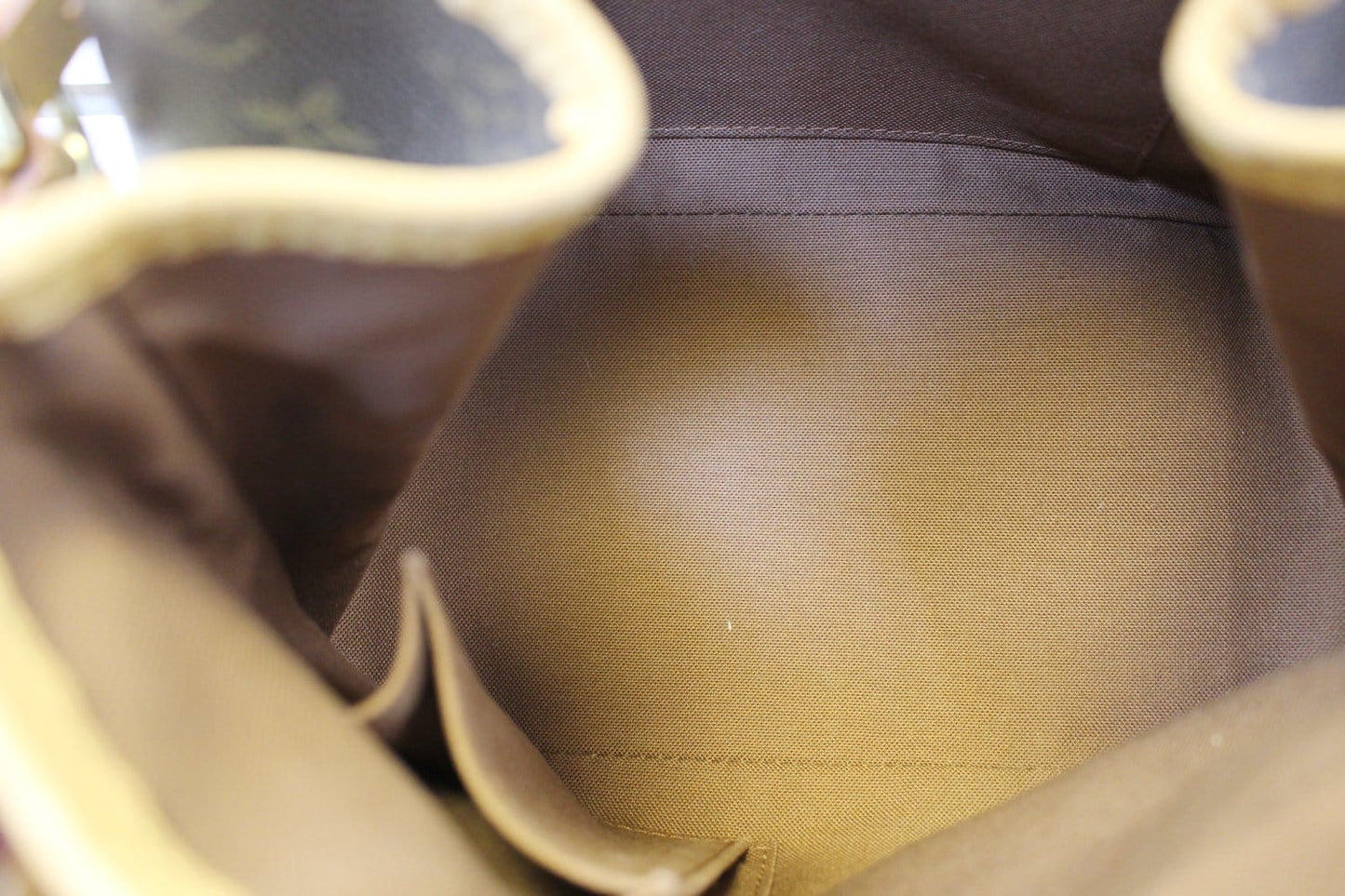 LOUIS VUITTON Batignolles Vertical Monogram Canvas  Tote Handbag