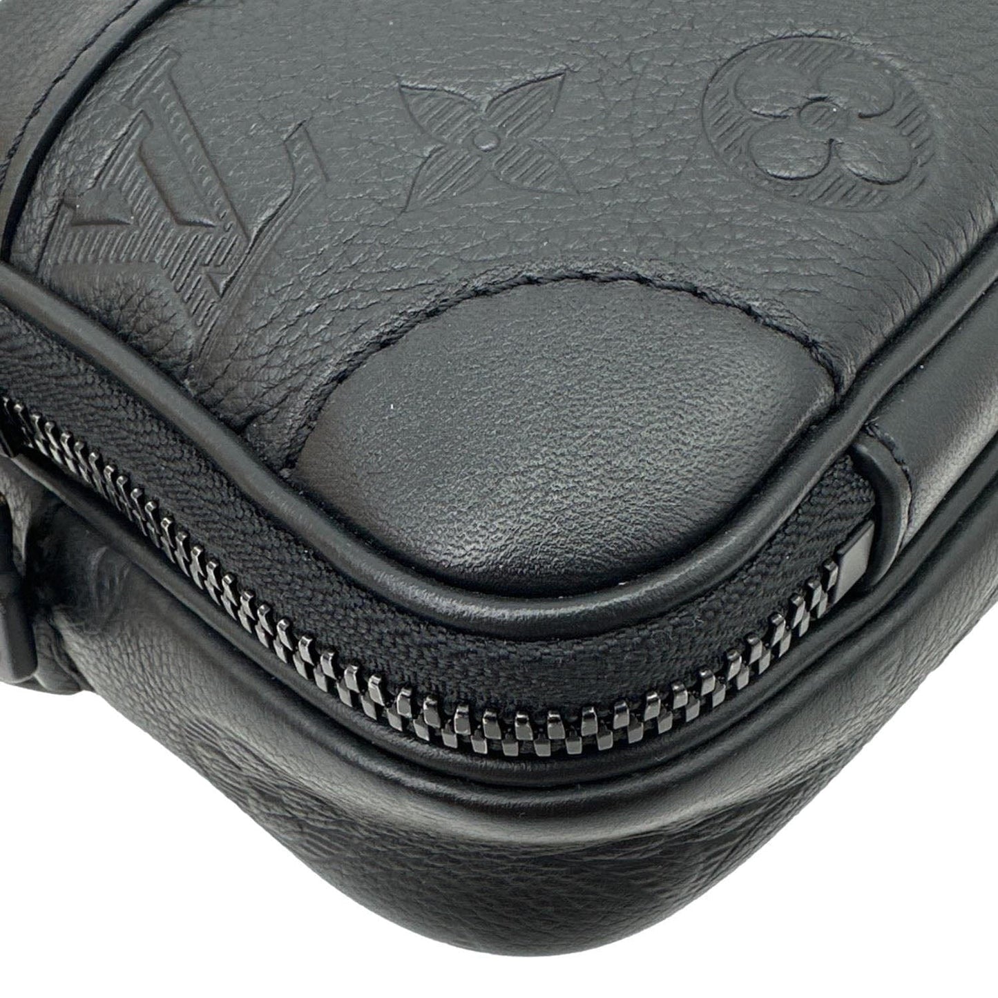 LOUIS VUITTON Alpha Wearable Monogram Shadow Wallet Crossbody Bag Black