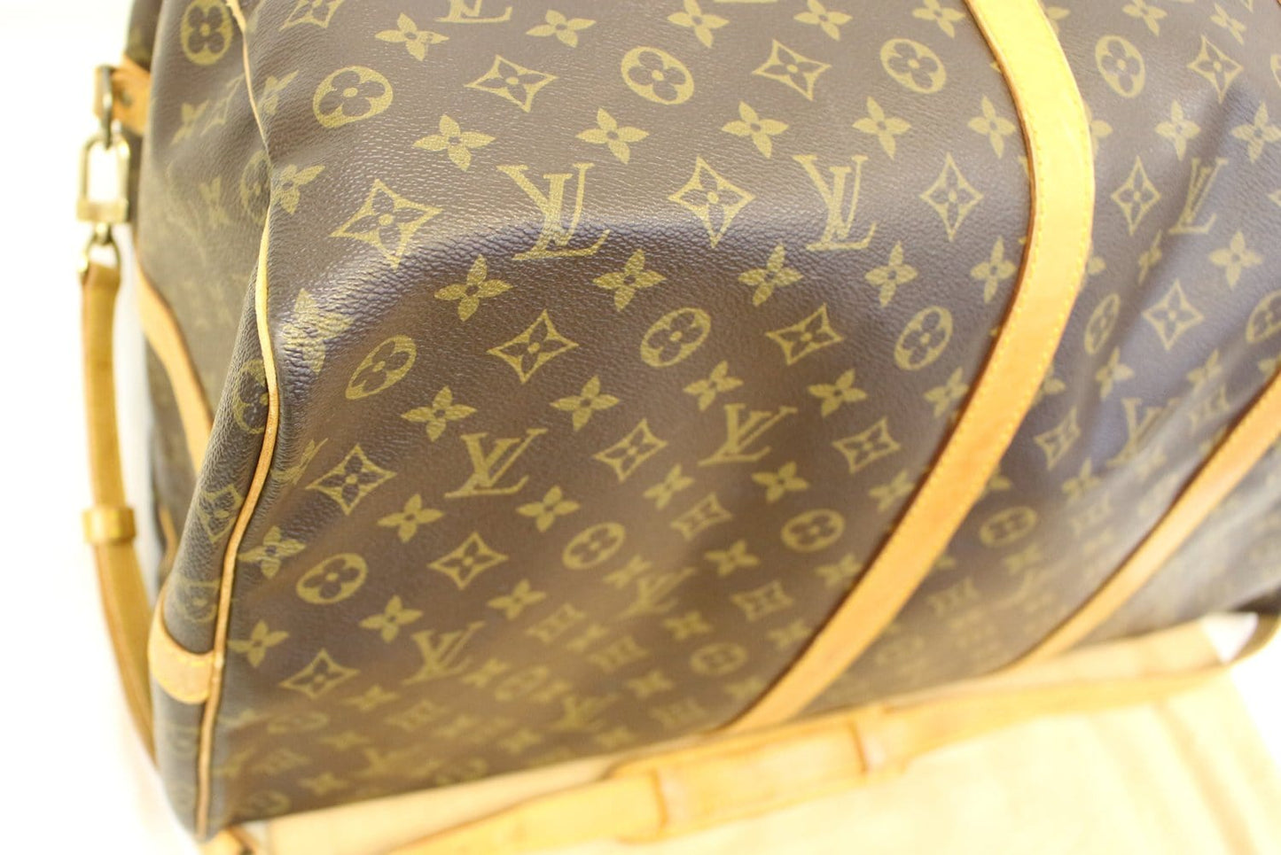 LOUIS VUITTON Monogram Canvas Brown Keepall 60 Bandouliere Travel Bag