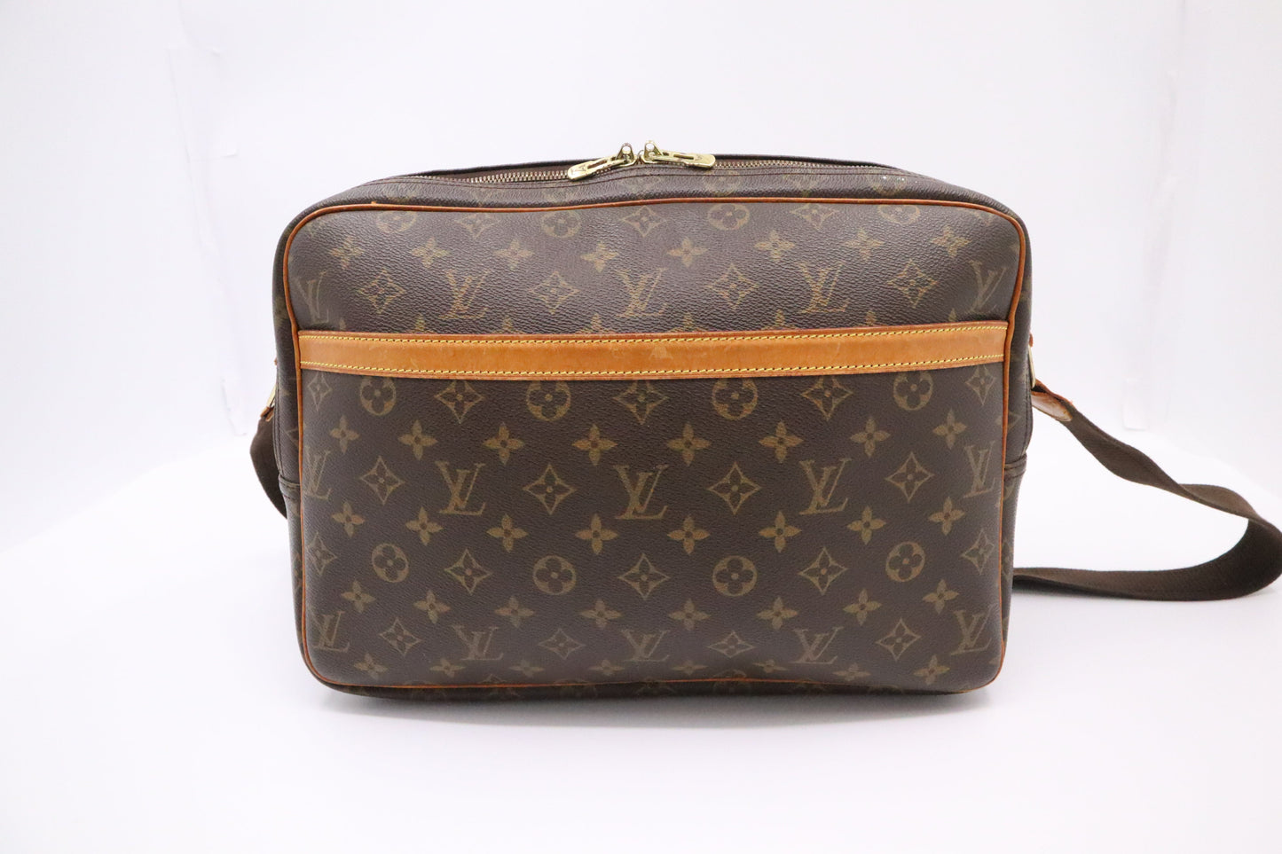 Louis Vuitton Reporter GM in Monogram Canvas