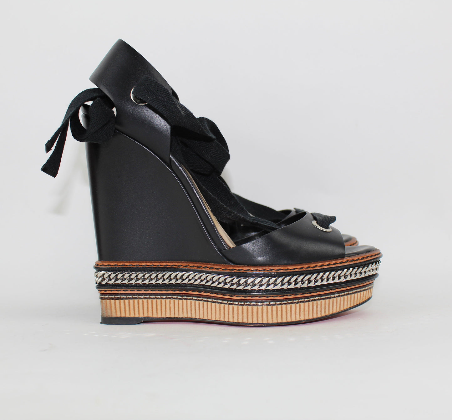 CHRISTIAN LOUBOUTIN TRIBULI SIZE 39