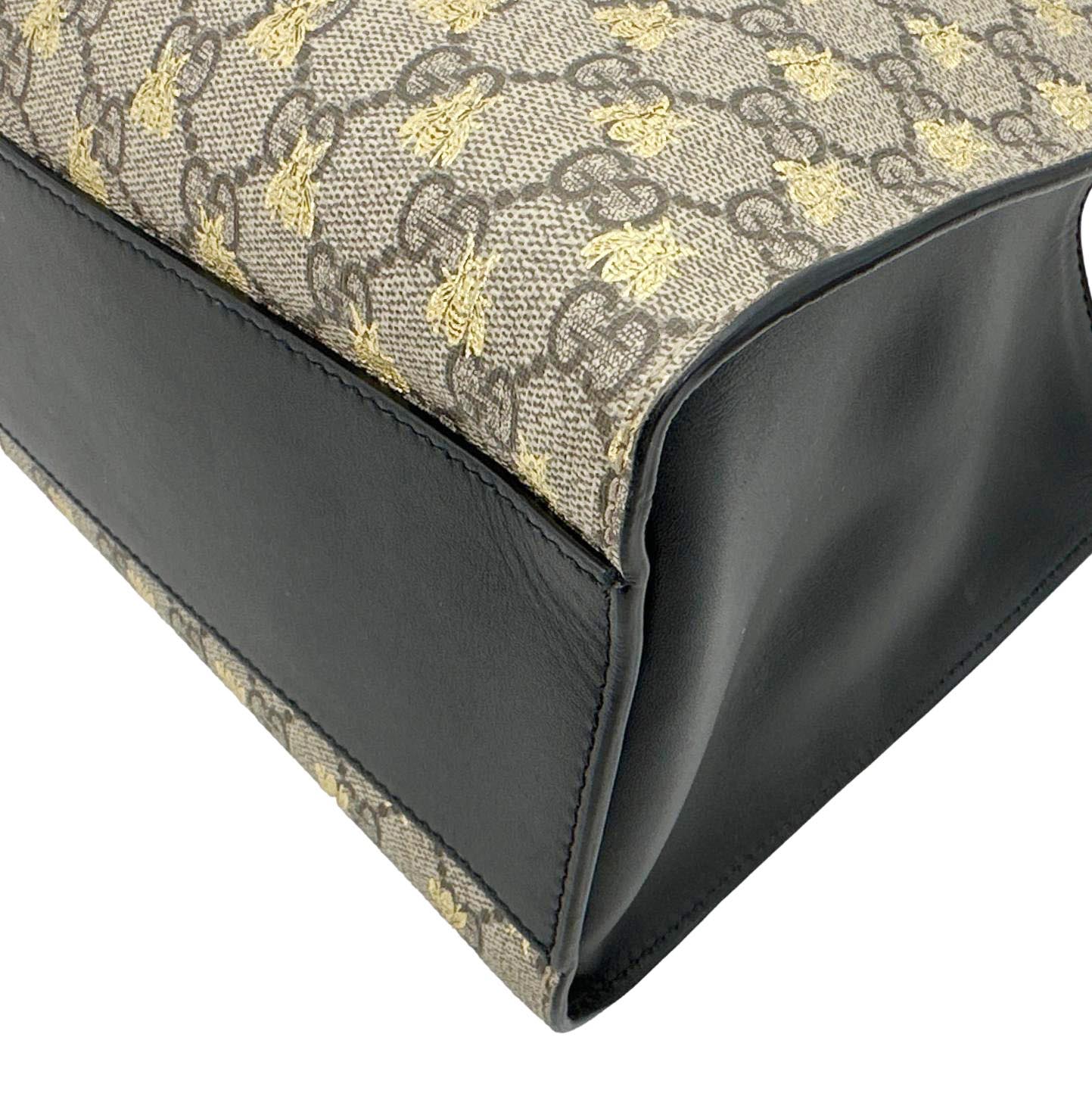 GUCCI Padlock Medium GG Supreme Monogram Bees Canvas Shoulder Bag Beige 479197