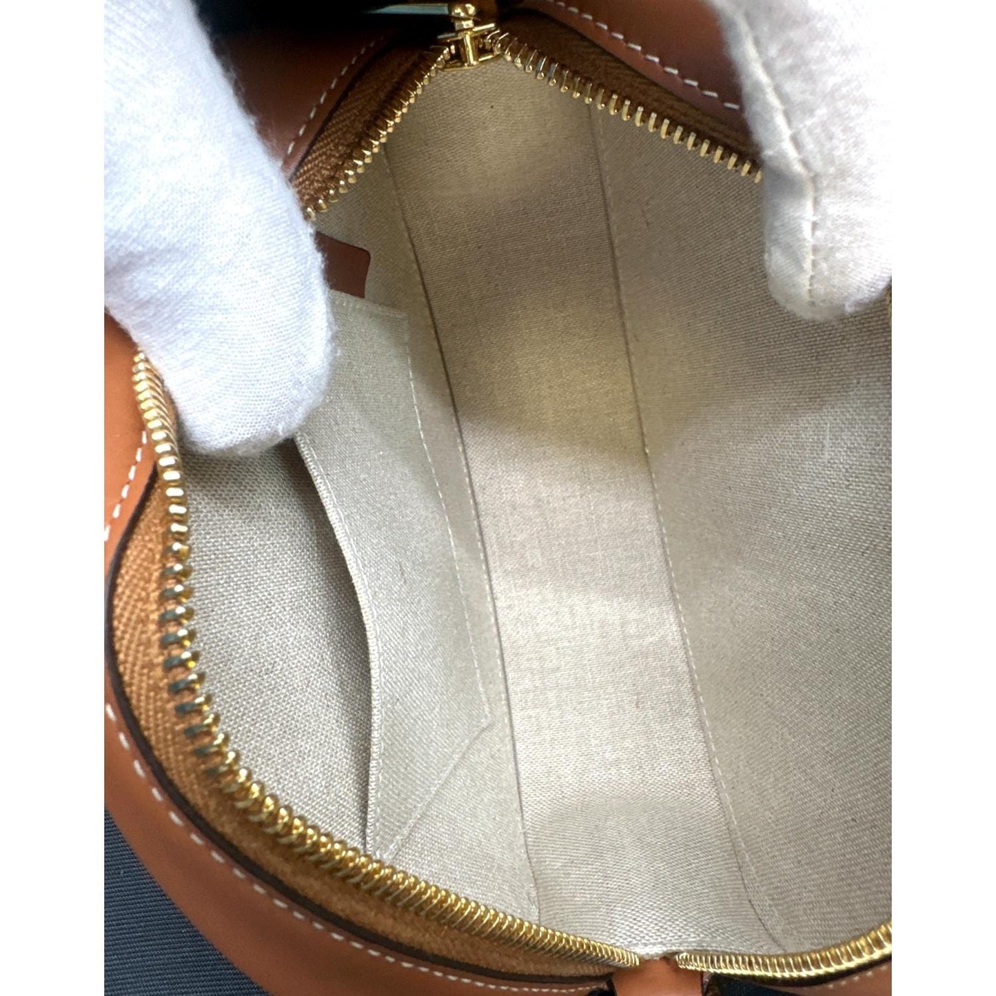 CELINE Triomphe Oval Calfskin Leather Shoulder Bag Tan