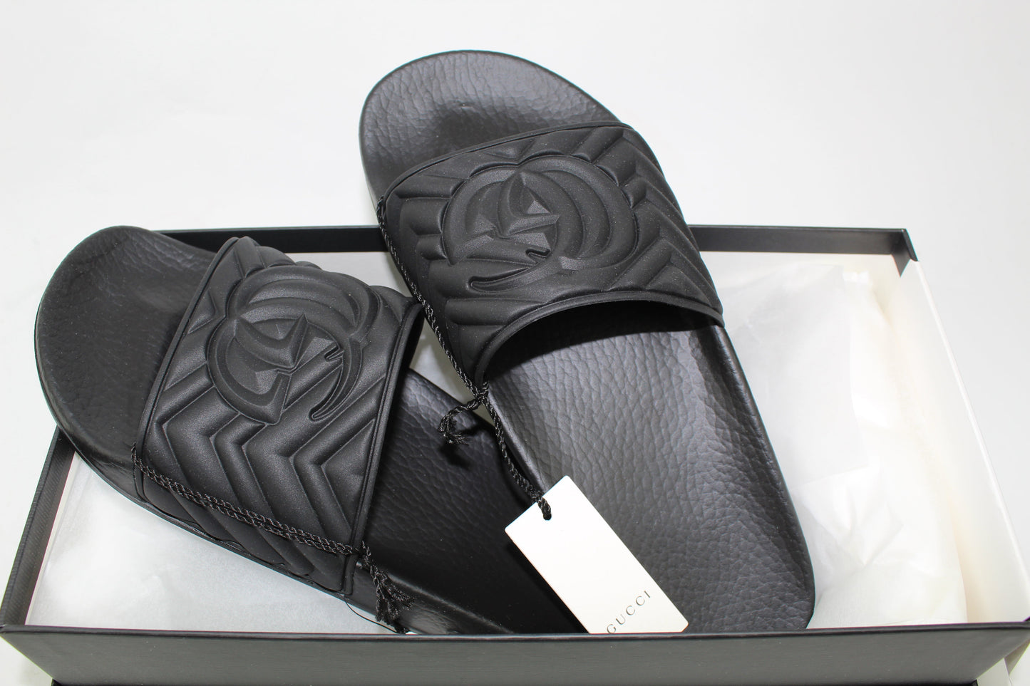 GUCCI DOUBLE G MATELASSÈ SLIDES