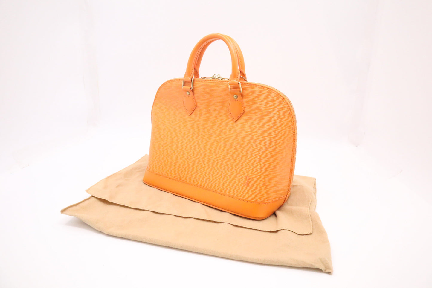 Louis Vuitton Alma PM in Mandarin Epi Leather