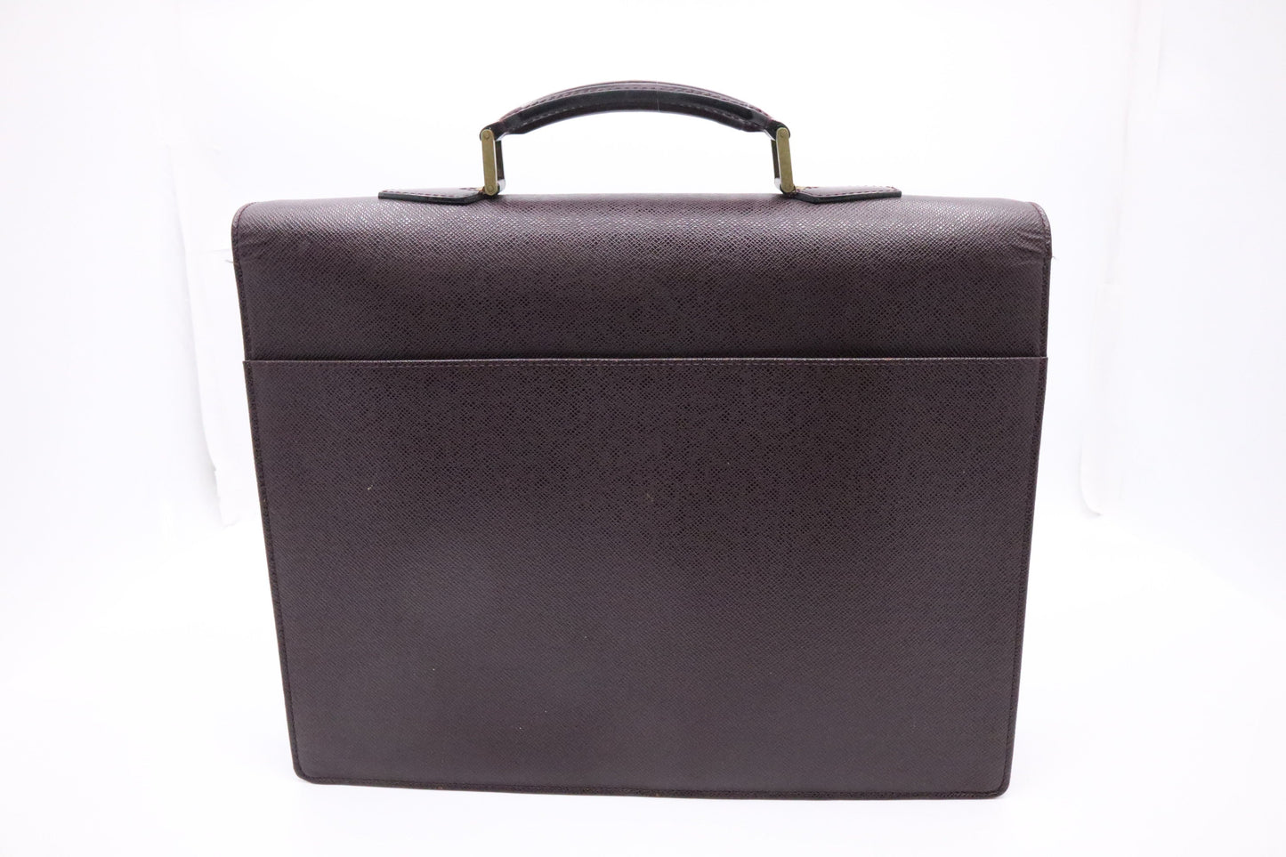 Louis Vuitton Serviette Moskova in Purple Taiga Leather