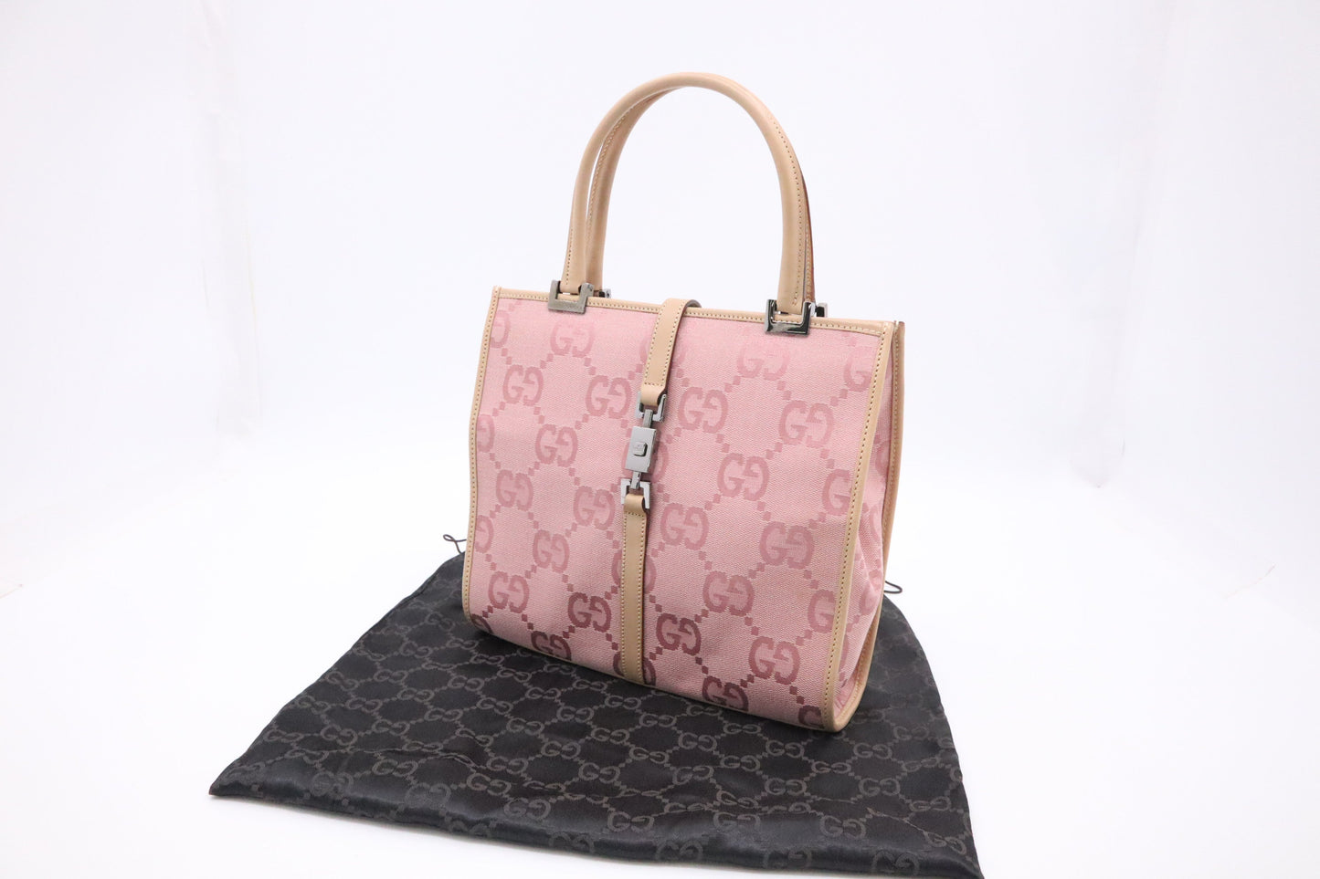 Gucci Handbag in Pink GG Canvas