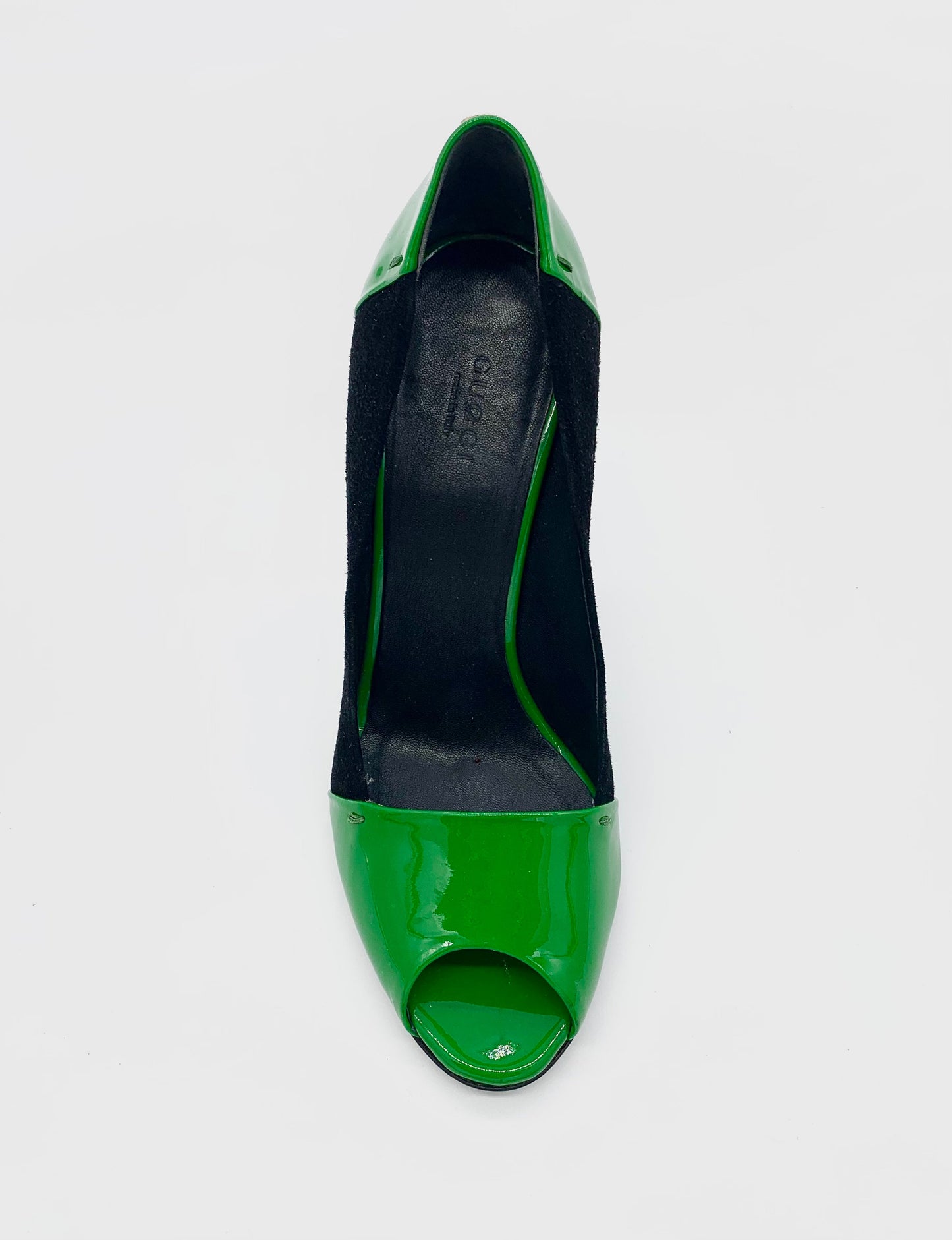 GUCCI PATENT LEATHER PEEP TOE PUMPS