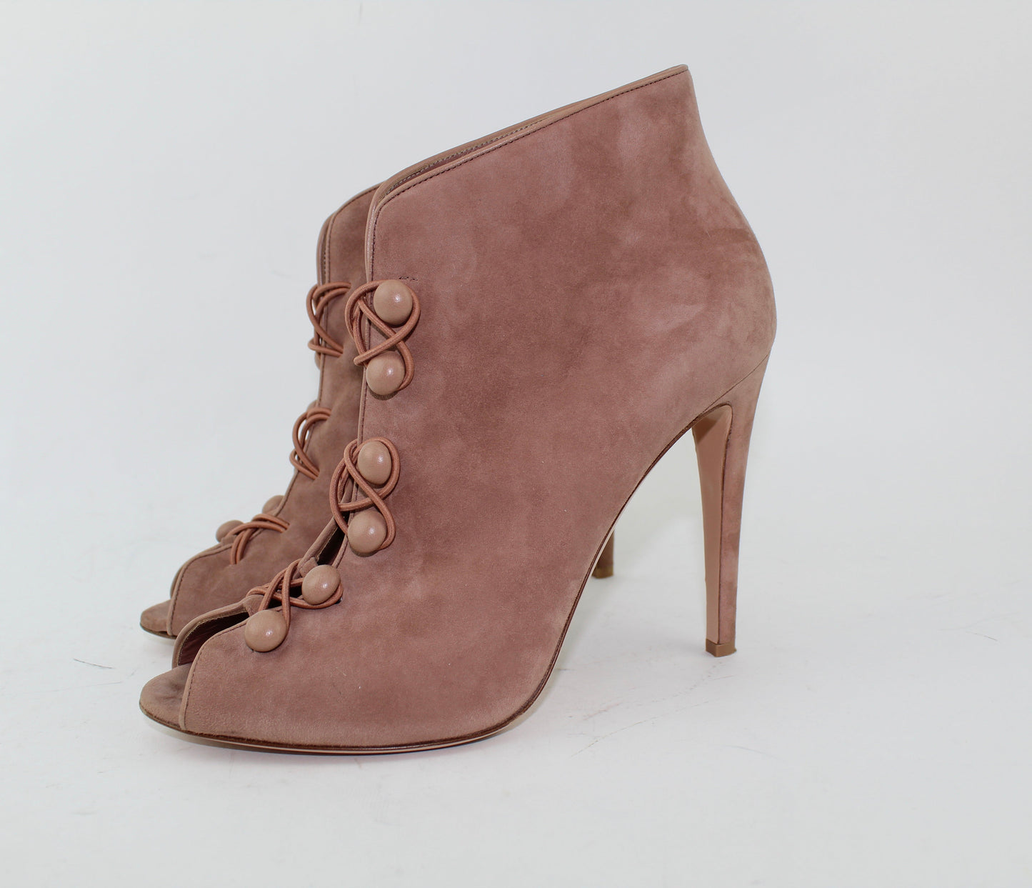 GIANVITO ROSSI SUEDE BOOTIES