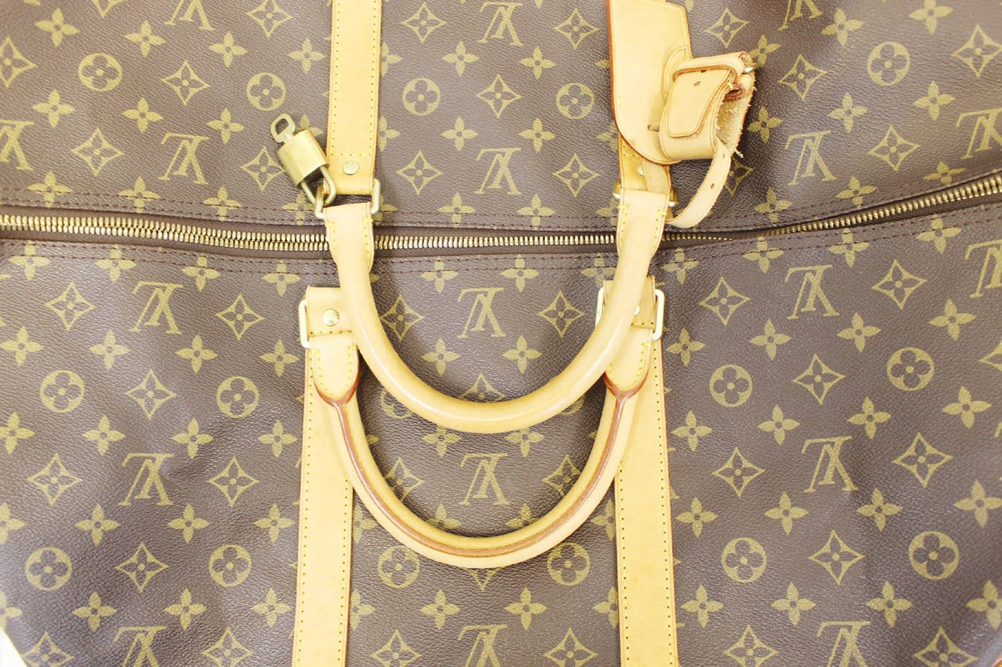 LOUIS VUITTON Monogram Canvas Keepall 60 Bandouliere Travel Bag