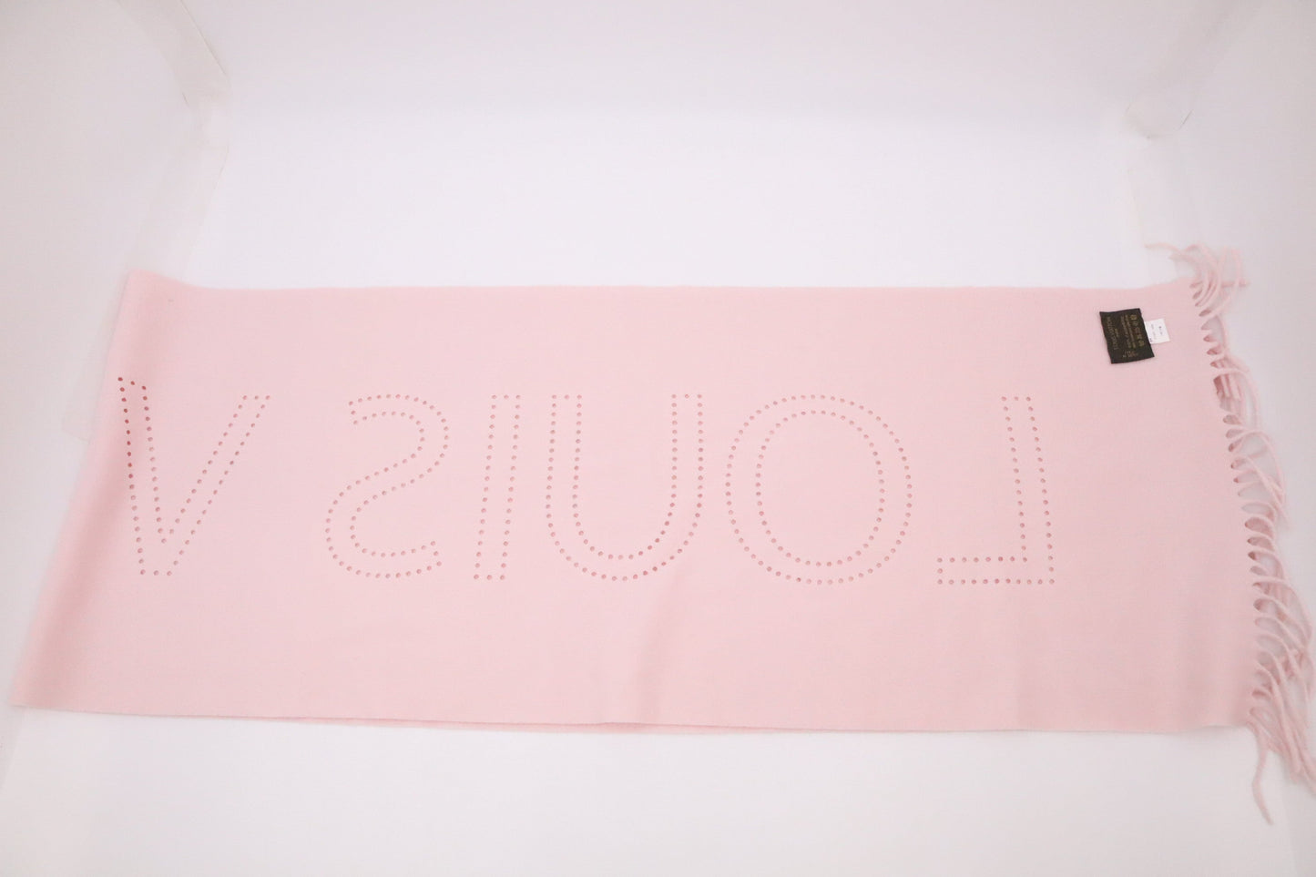 Louis Vuitton Perforated Scarf in Pink Cashmere