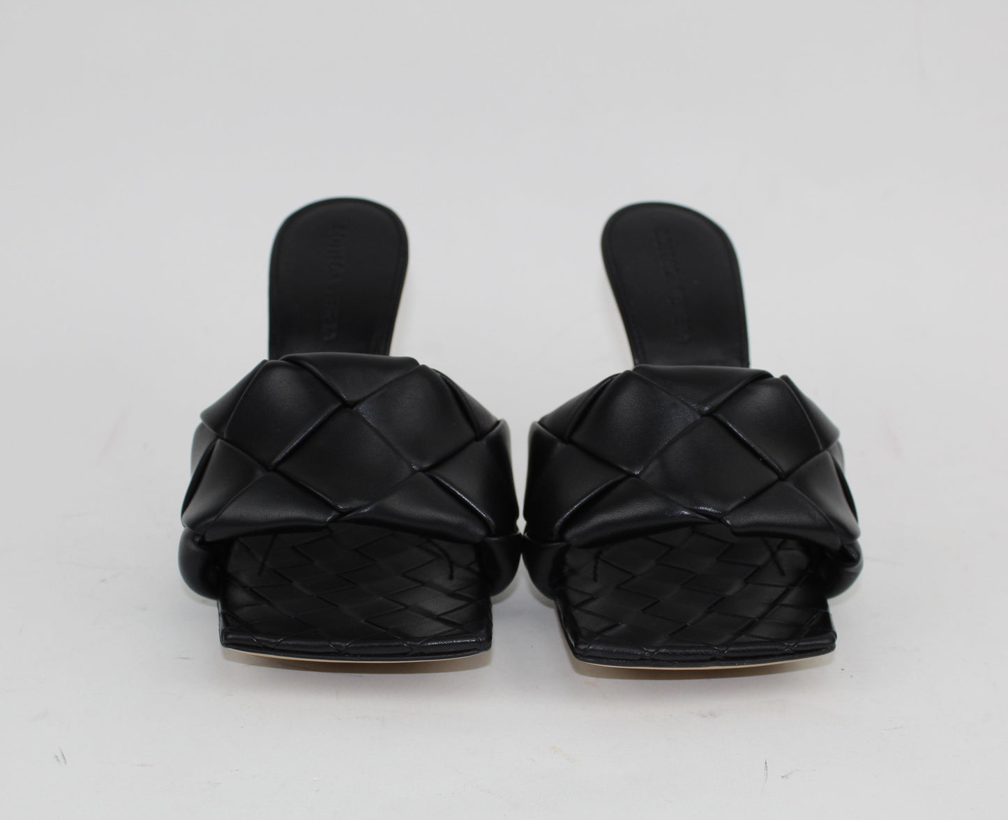 Bottega Veneta Bv Lido Leather Sandals