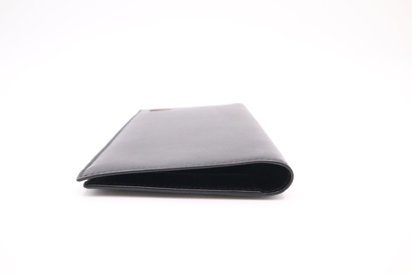Gucci Bi-fold Wallet in Black Leather