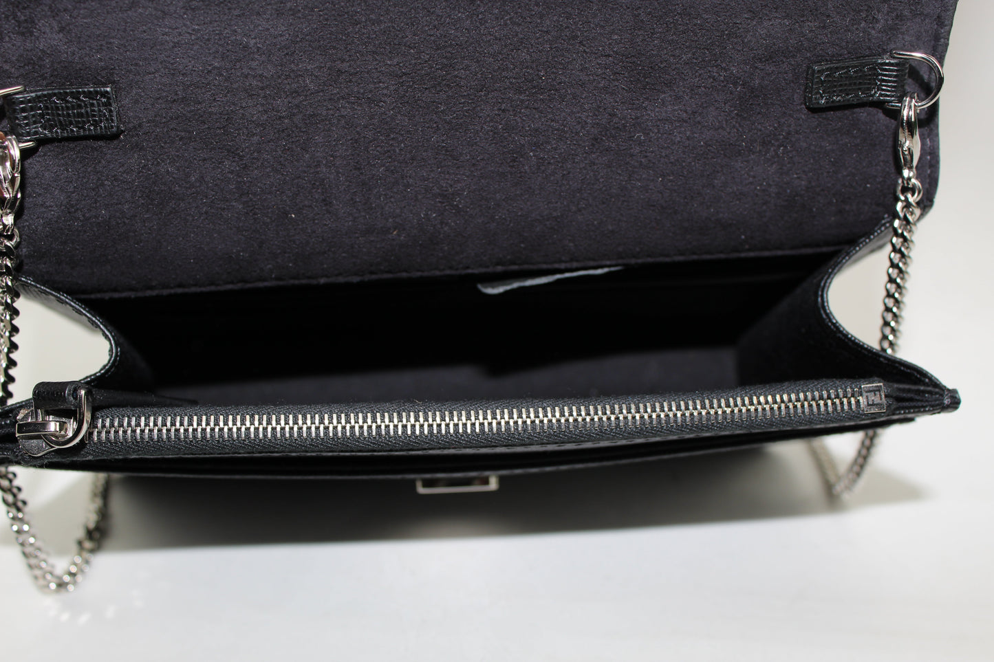 CHANEL WALLET ON CHAIN