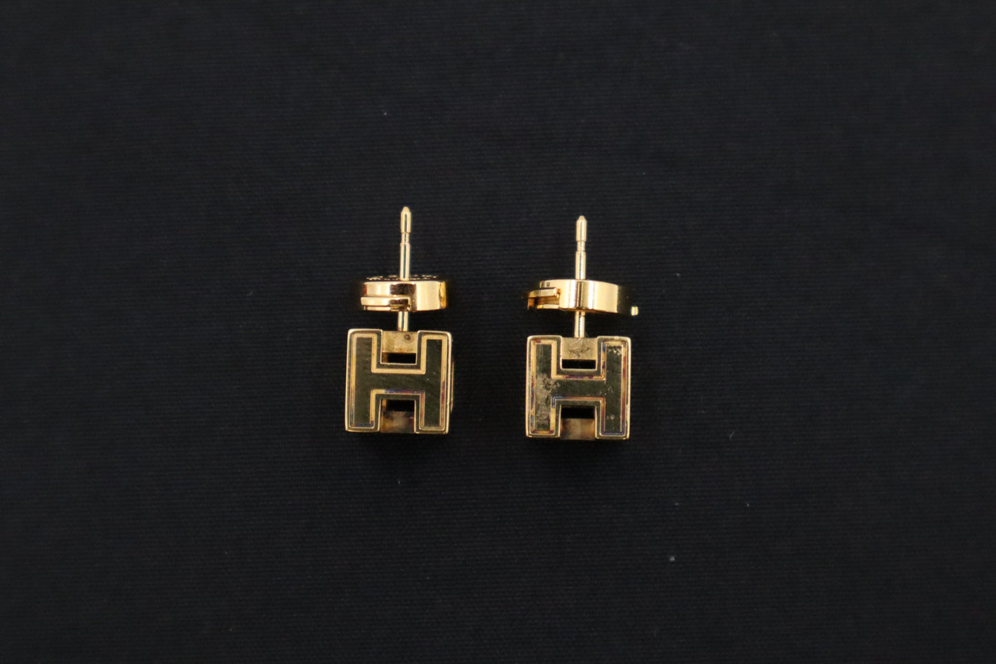 Hermes H Cube Earrings in White
