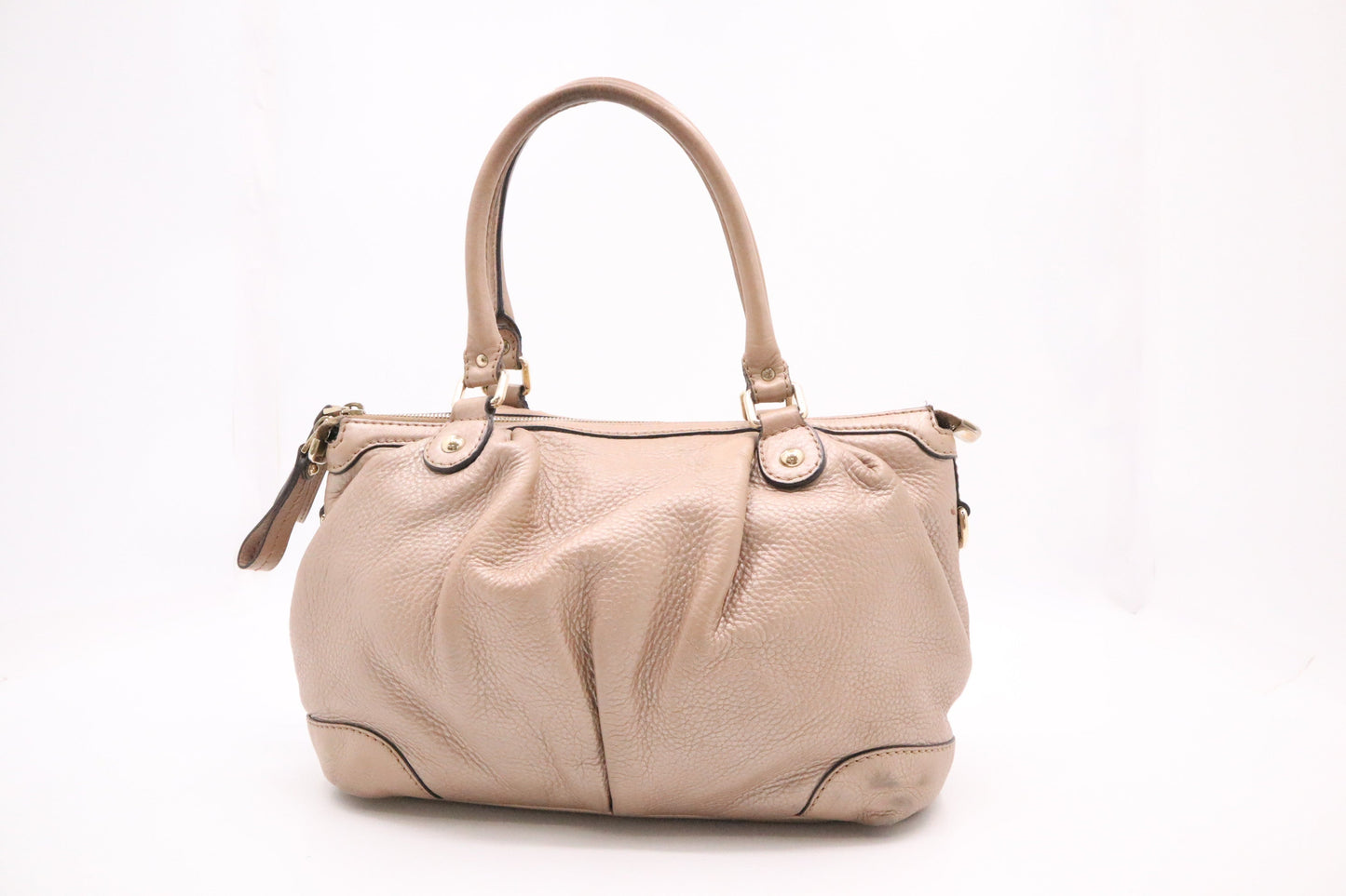 Gucci Sukey Shoulder Bag in Metallic Beige Leather