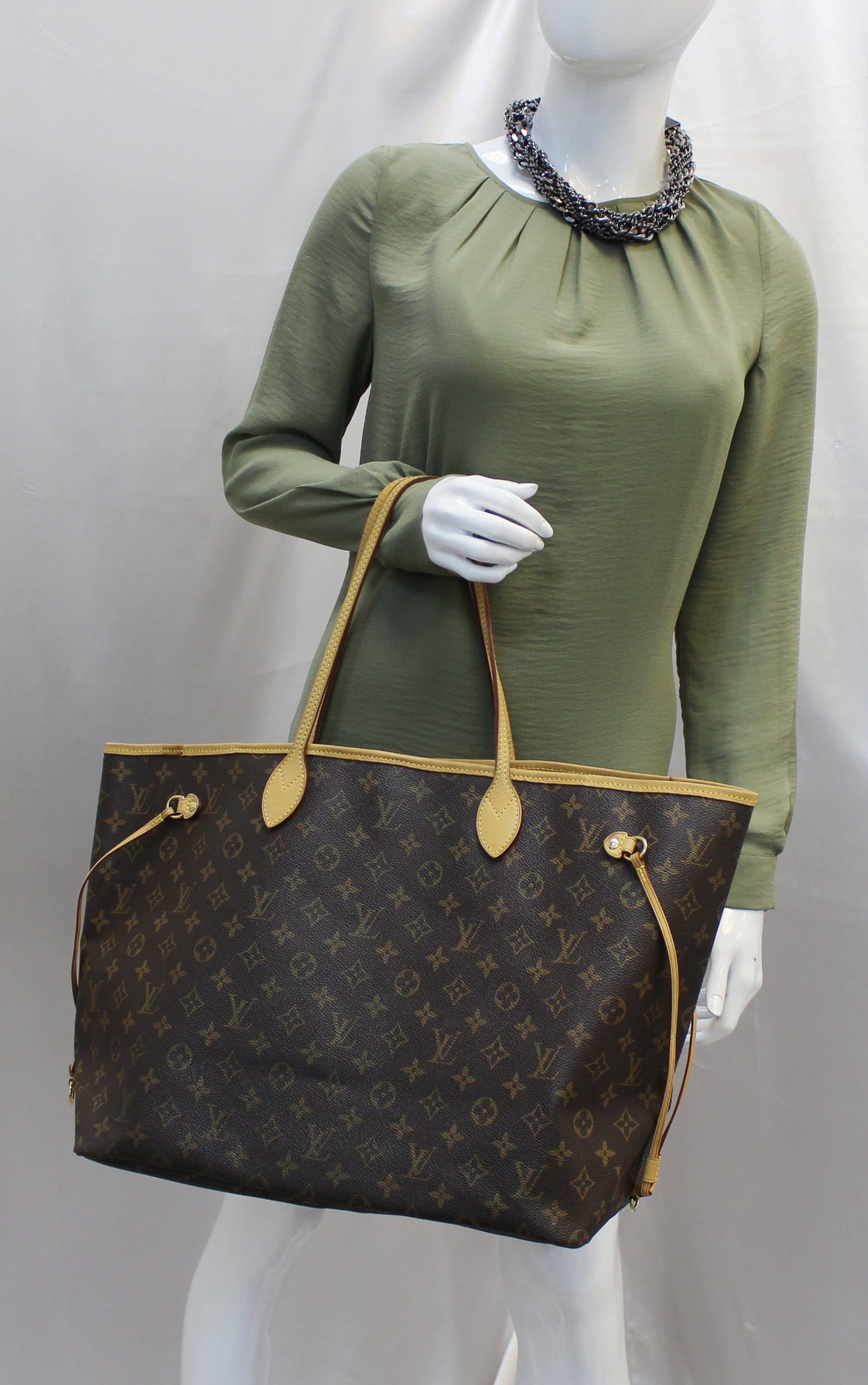 LOUIS VUITTON Monogram Canvas Neverfull GM Brown Tote Bag