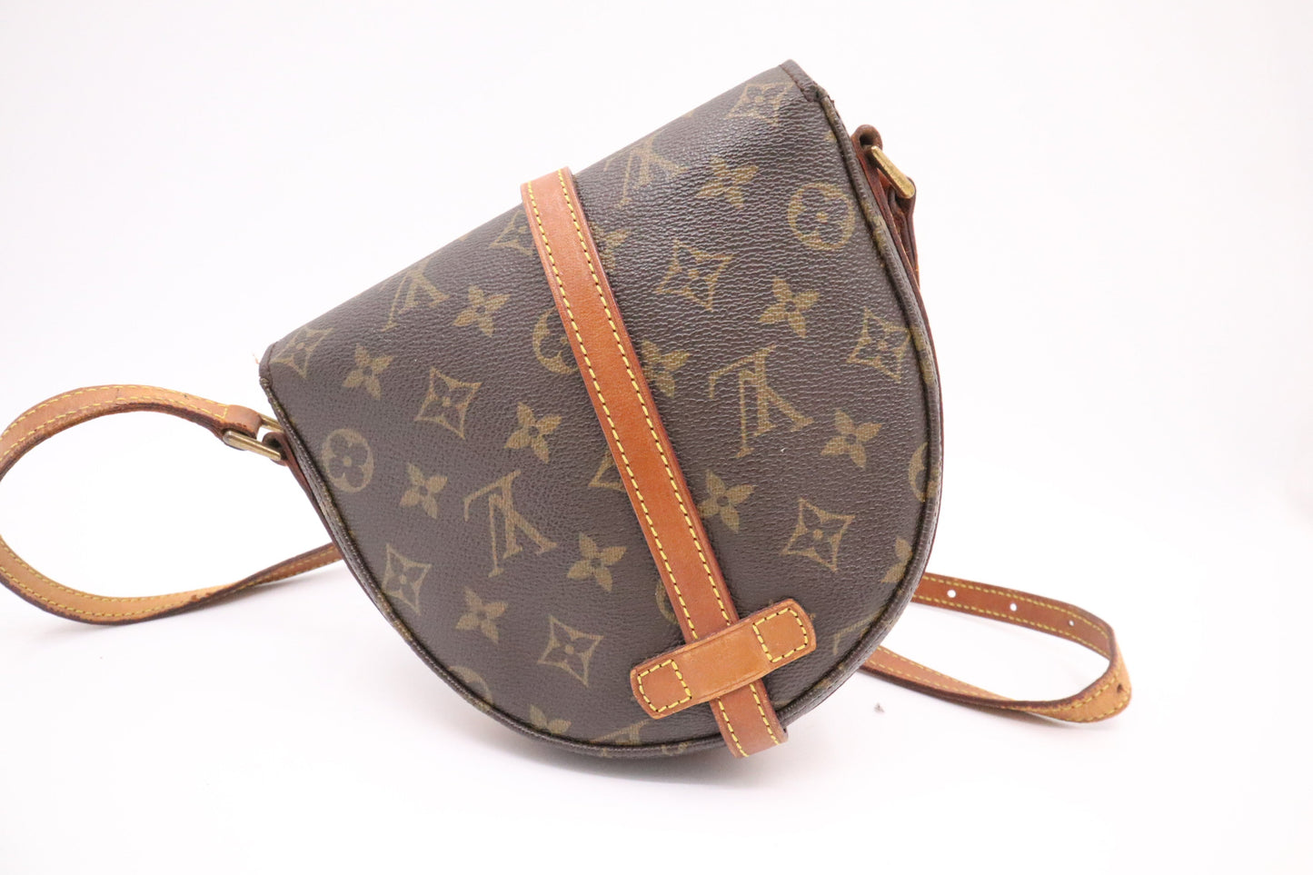 Louis Vuitton Chantilly PM in Monogram Canvas