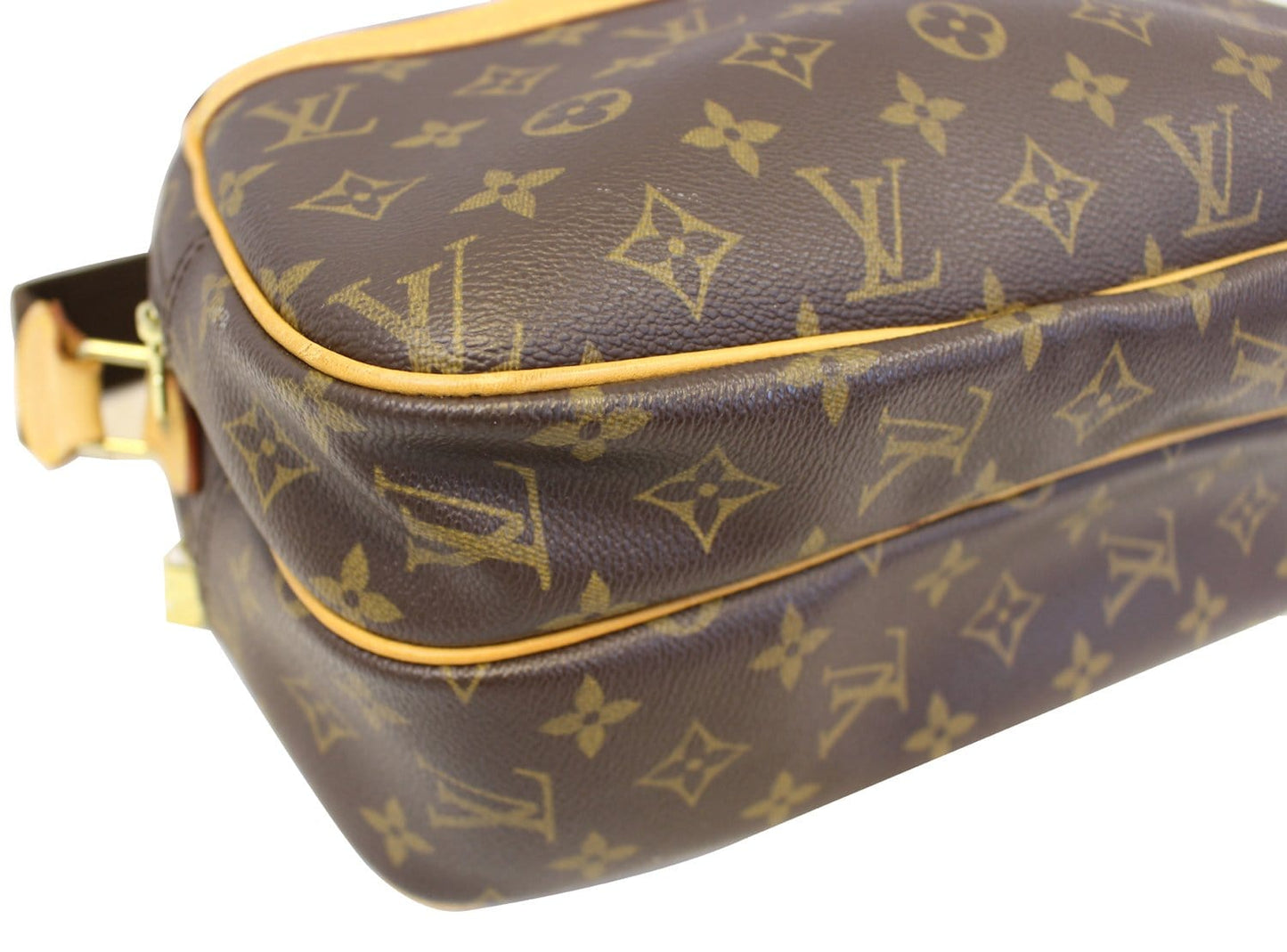 LOUIS VUITTON Monogram Reporter PM Shoulder Bag
