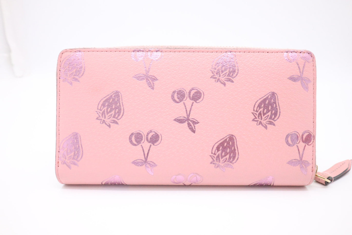 Gucci Long Wallet in Strawberry and Cherry Pink Leather