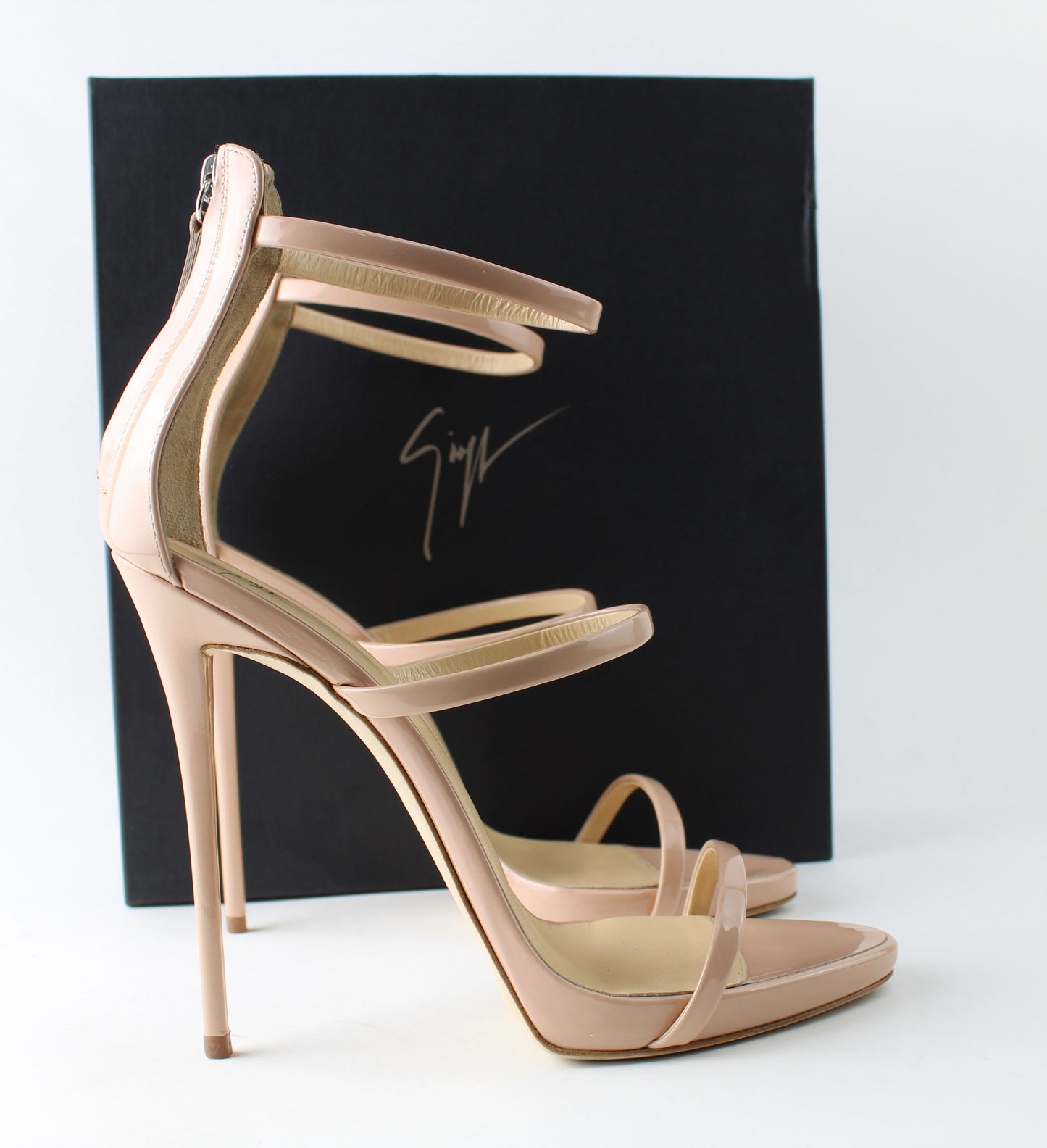 GIUSEPPE ZANOTTI HARMONY SIZE 40