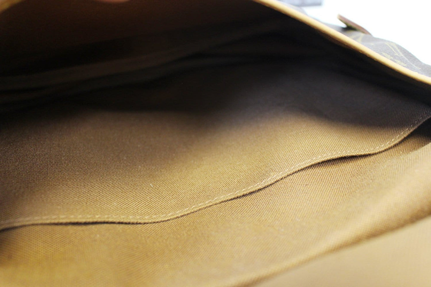 LOUIS VUITTON Monogram Canvas Saumur 30 Shoulder Bag