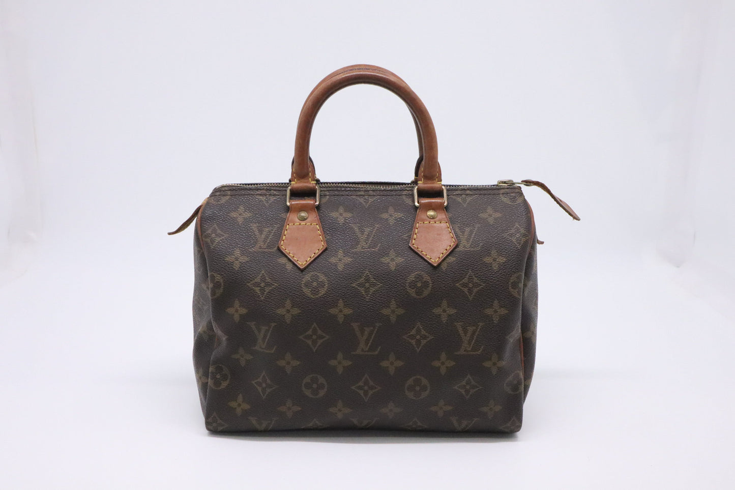 Louis Vuitton Speedy 25 in Monogram Canvas