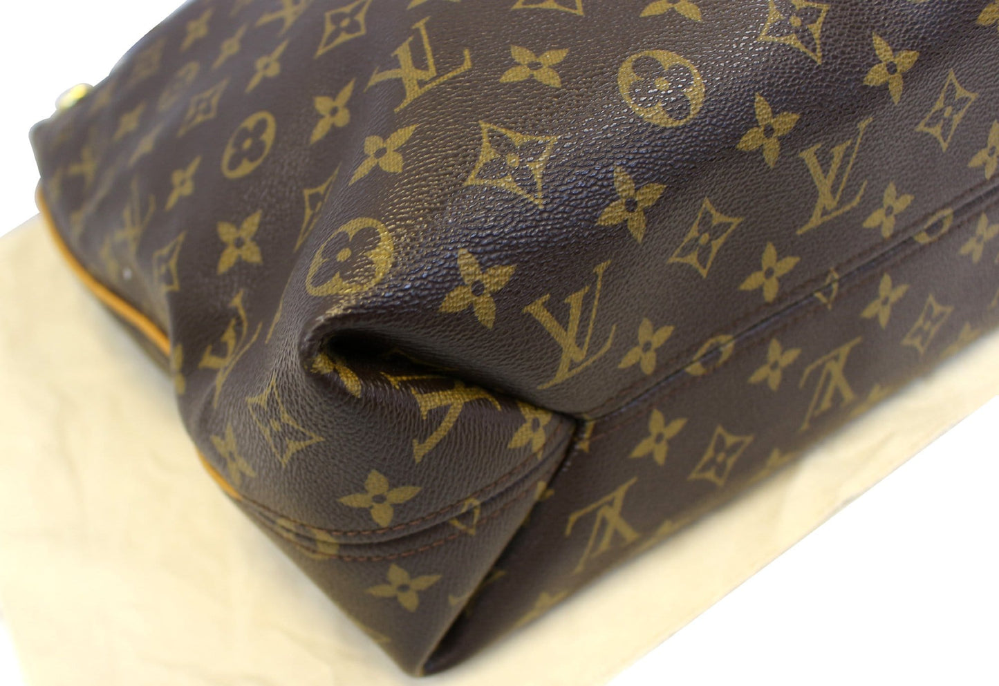 LOUIS VUITTON Monogram Canvas Sully MM Shoulder Bag