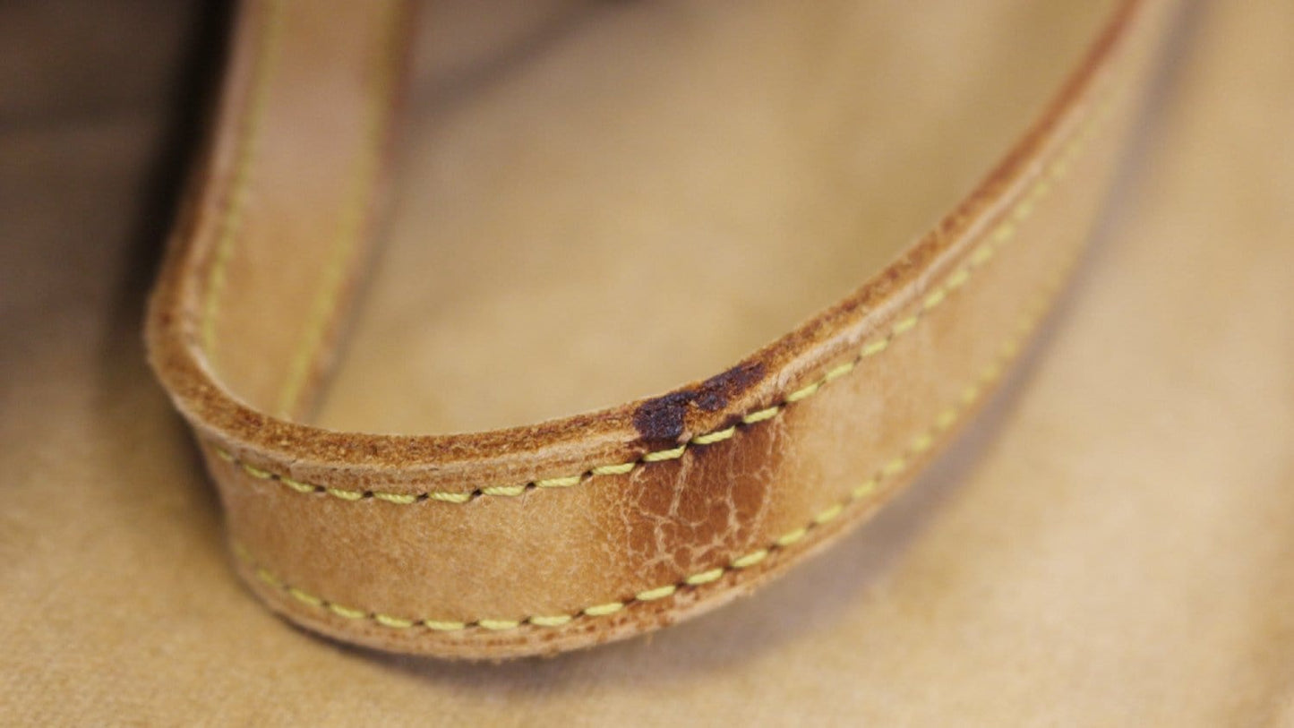 LOUIS VUITTON Monogram Canvas Brown Bucket GM Shoulder Bag