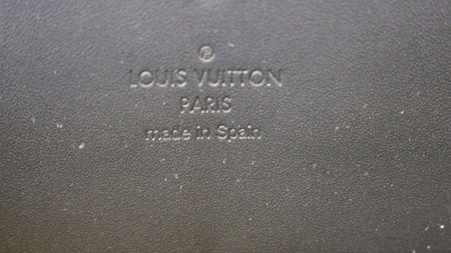 LOUIS VUITTON Black Vernis Clemence Wallet