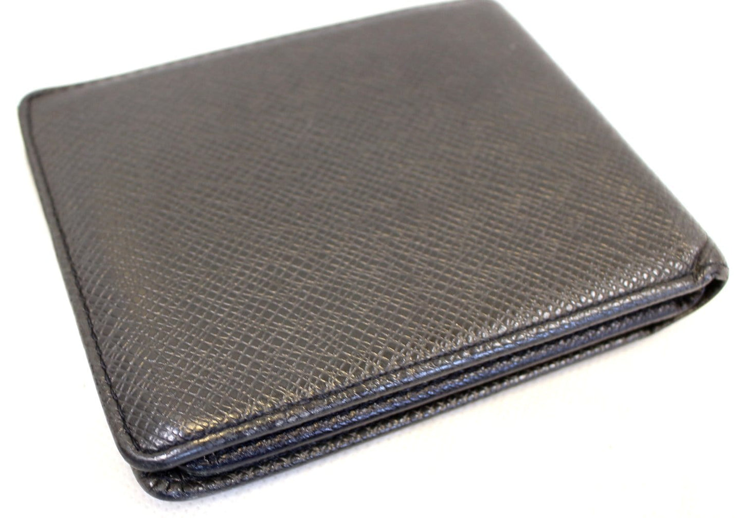 LOUIS VUITTON Slate Taiga Billfold Black Wallet - Sale
