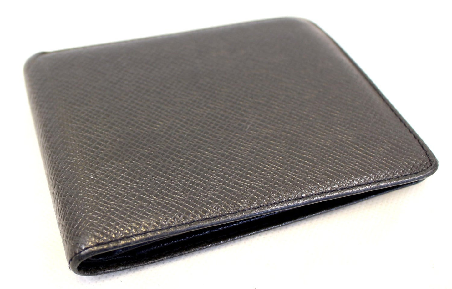 LOUIS VUITTON Slate Taiga Billfold Black Wallet - Sale