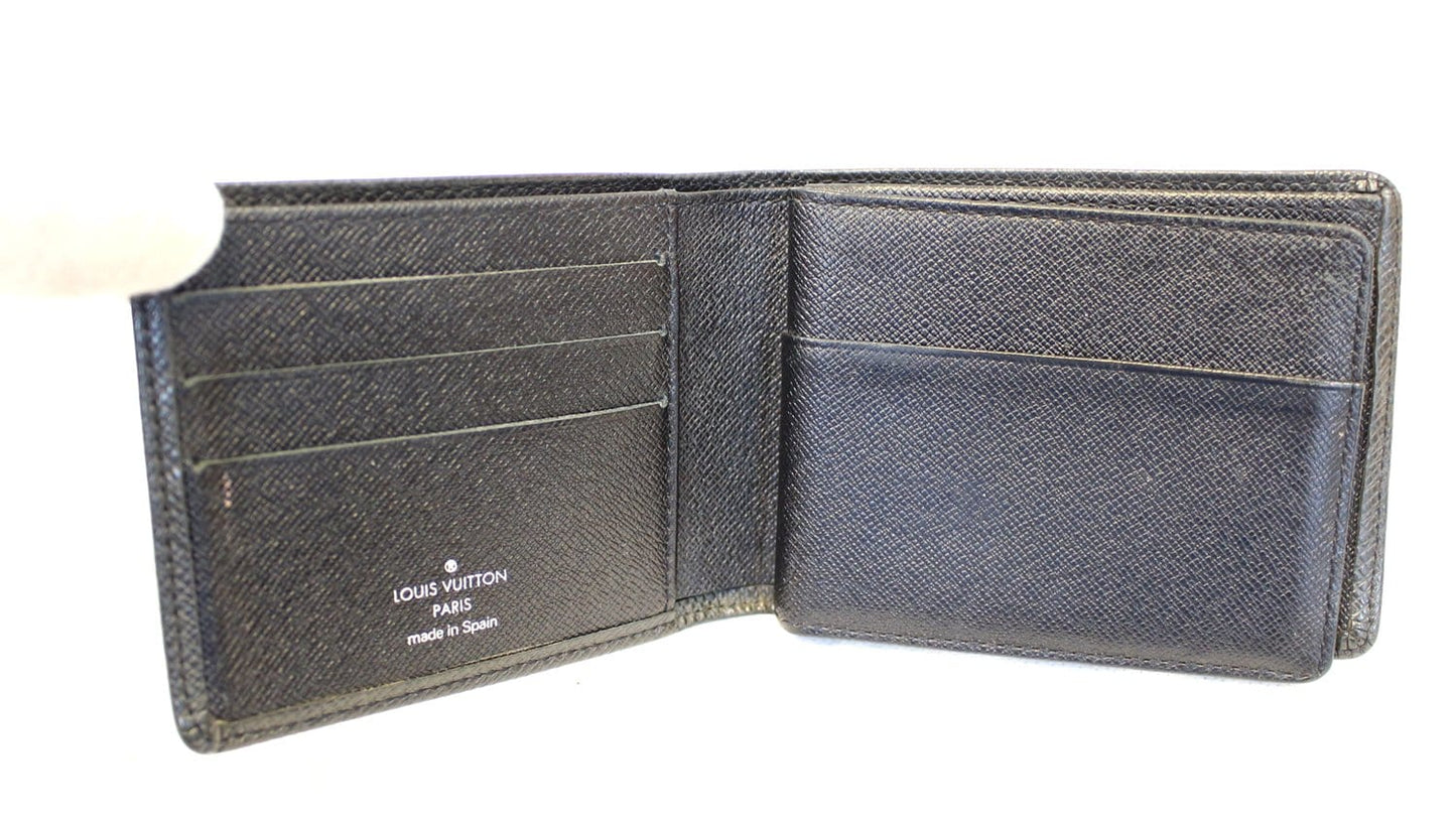 LOUIS VUITTON Slate Taiga Billfold Black Wallet - Sale