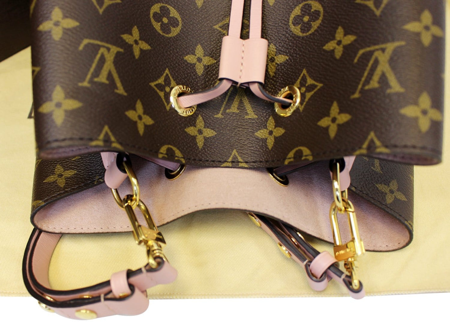 LOUIS VUITTON Monogram Canvas Neo Noe Shoulder Bag Rose Ballerine