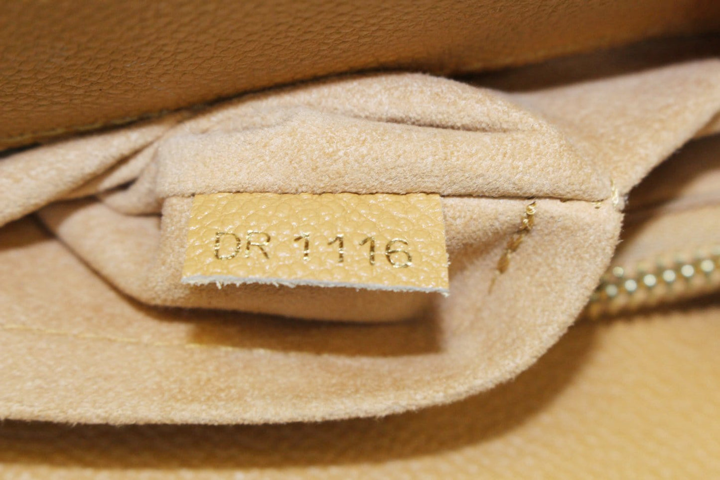 LOUIS VUITTON Monogram Canvas Venus 2way Shoulder Handbag