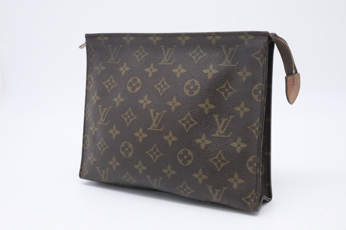 Louis Vuitton Toiletry 26 in Monogram Canvas