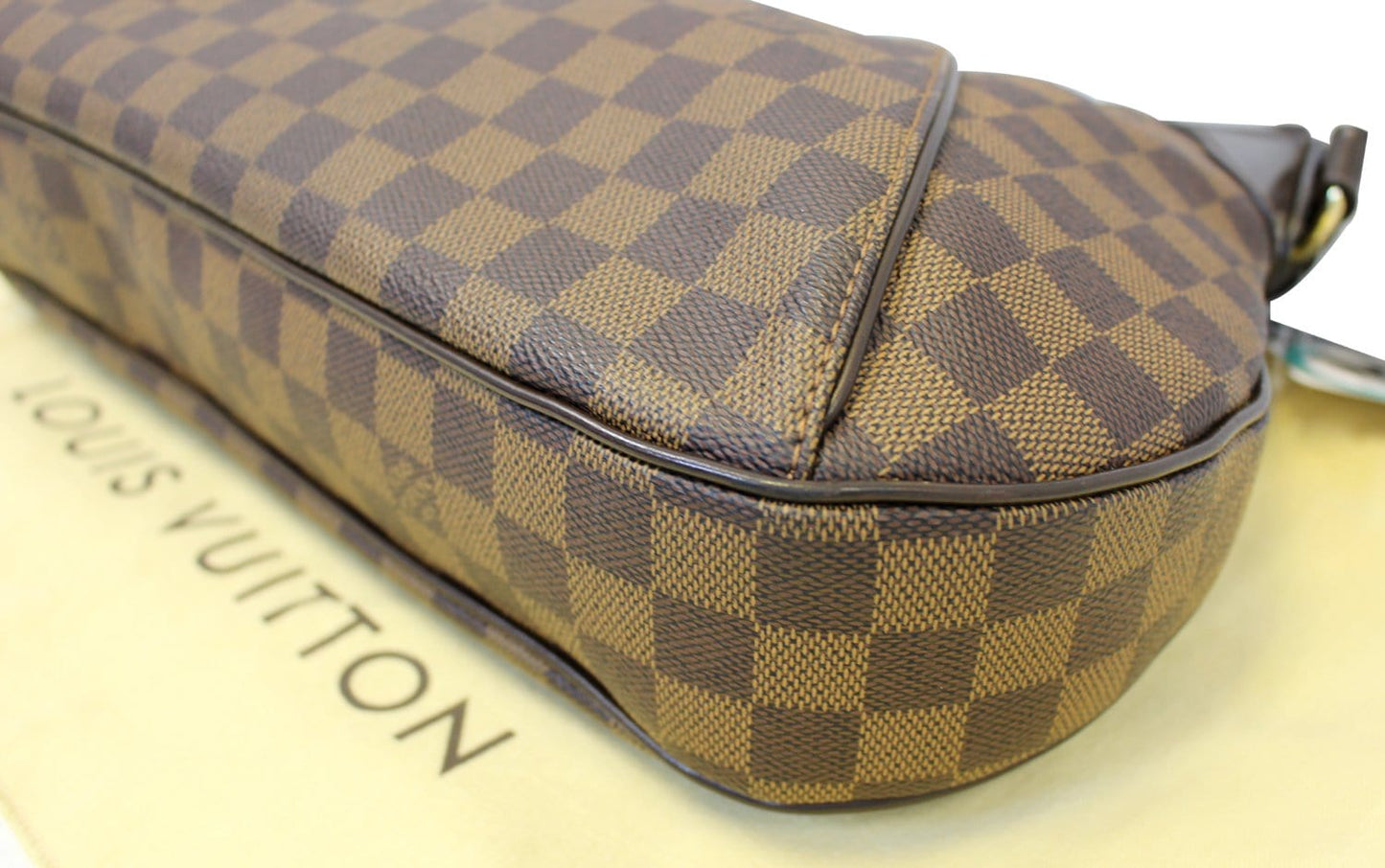 LOUIS VUITTON Damier Ebene Thames GM Shoulder Bag