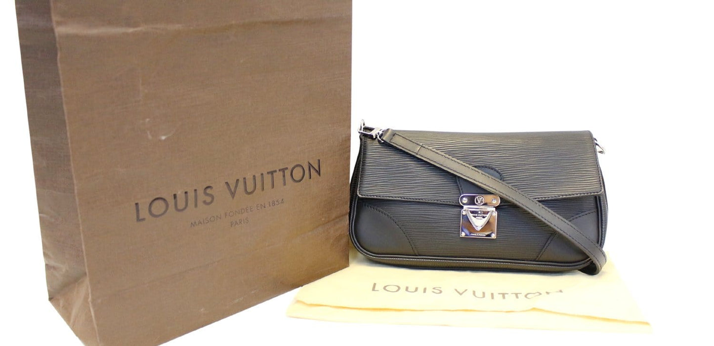 LOUIS VUITTON Black Epi Leather Segur Pochette Bag