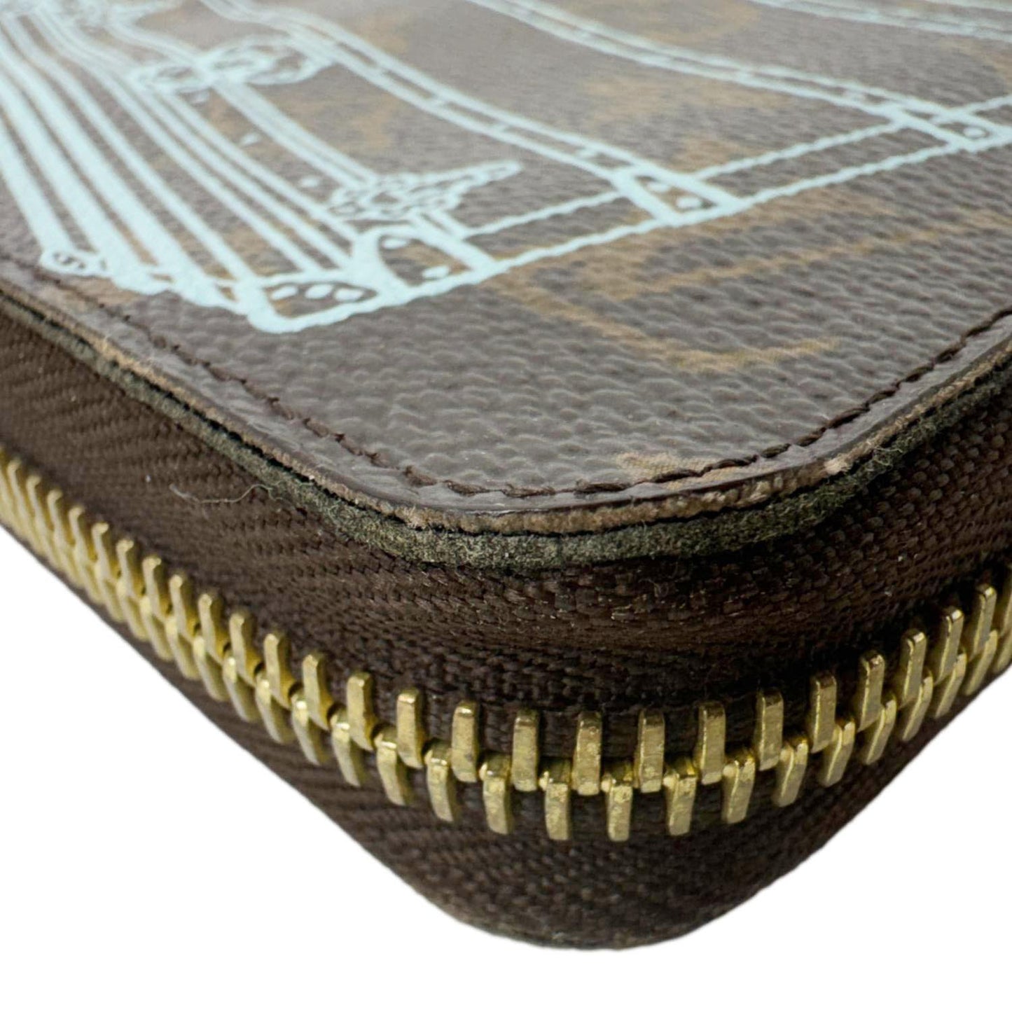 LOUIS VUITTON Christmas Animation Monogram Canvas Zippy Wallet Brown