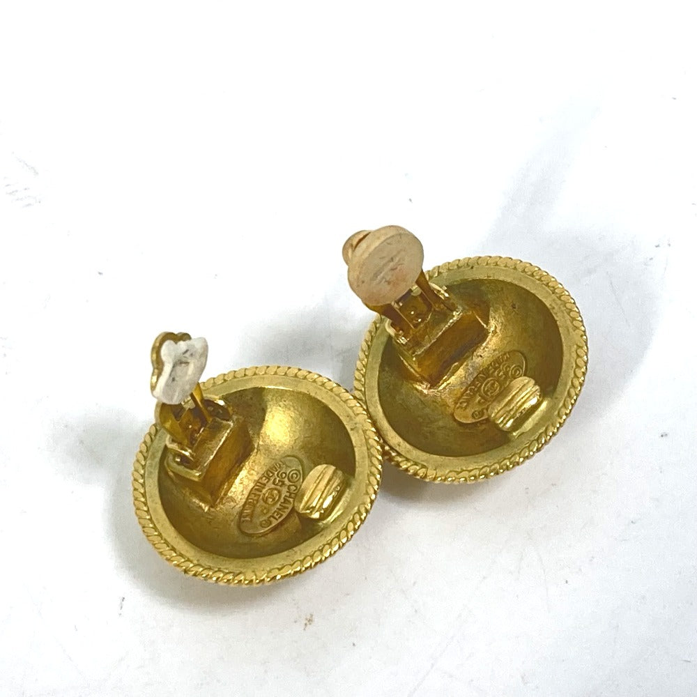 CHANEL Earring metal gold 95P logo CC COCO Mark Round Women