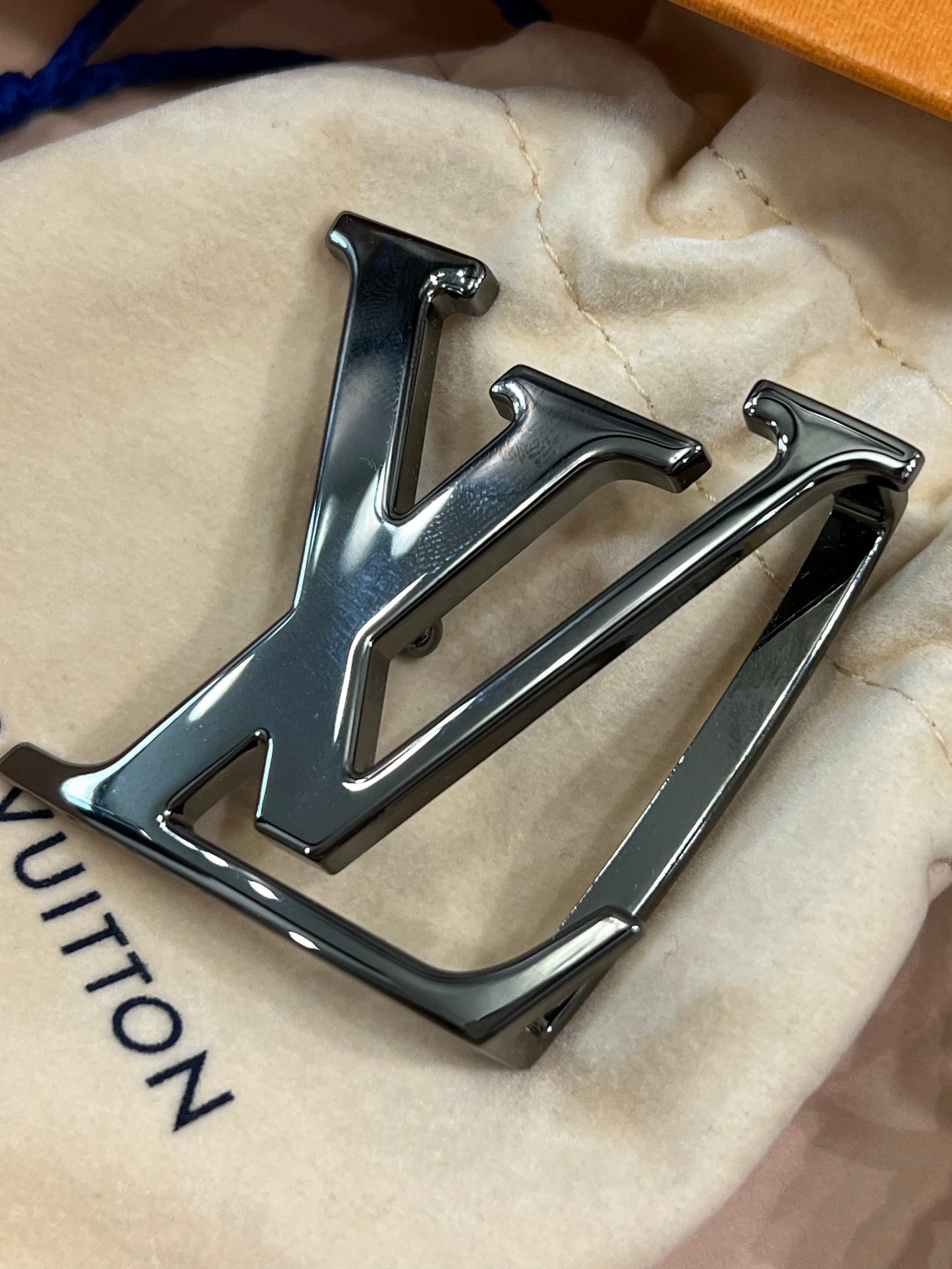 LOUIS VUITTON LV INITIALS BELT BUCKLE